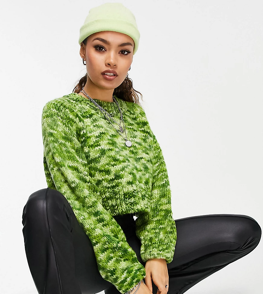 Topshop Petite – Kurzer Pullover mit Rundhalsausschnitt und Space-Dye-Färbu günstig online kaufen