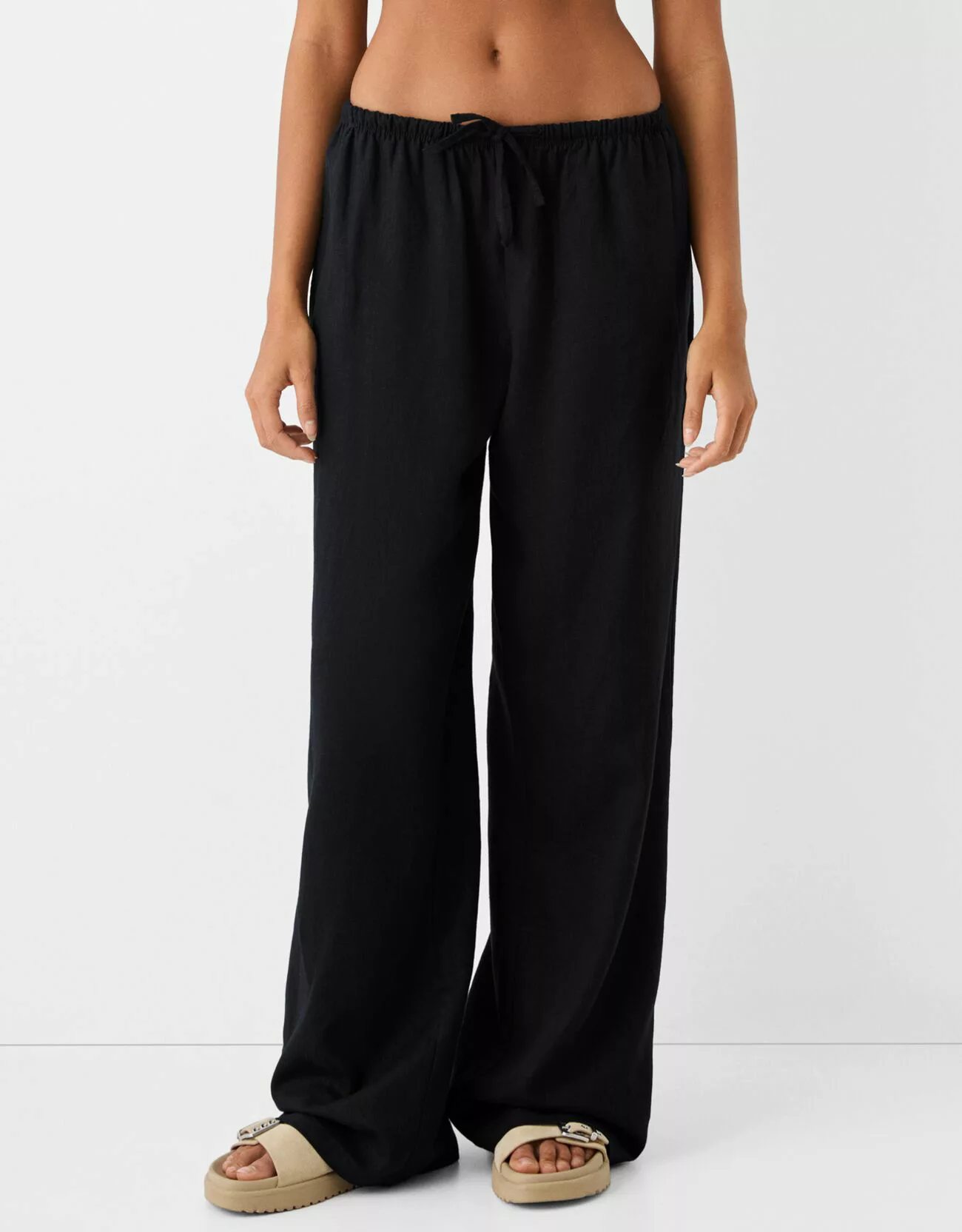 Bershka Straight-Fit-Hose Mit Leinen Und Stretchbund Damen Xl Schwarz günstig online kaufen