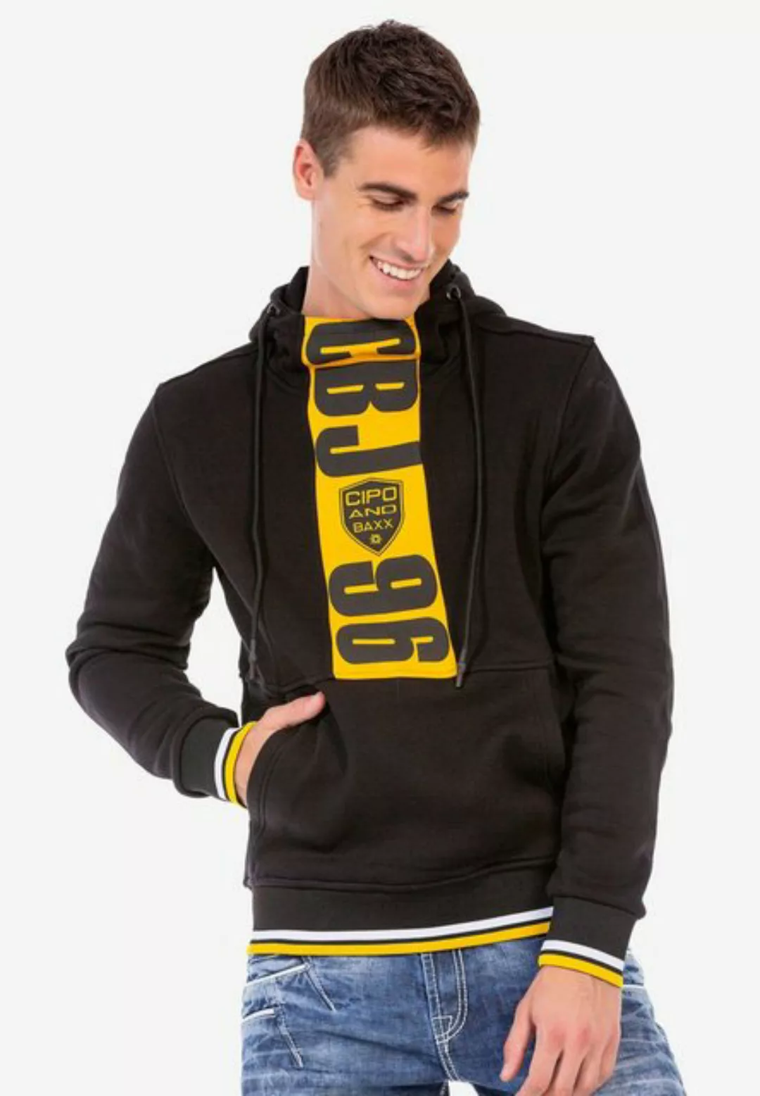 Cipo & Baxx Kapuzensweatshirt mit tollen Markenprints günstig online kaufen
