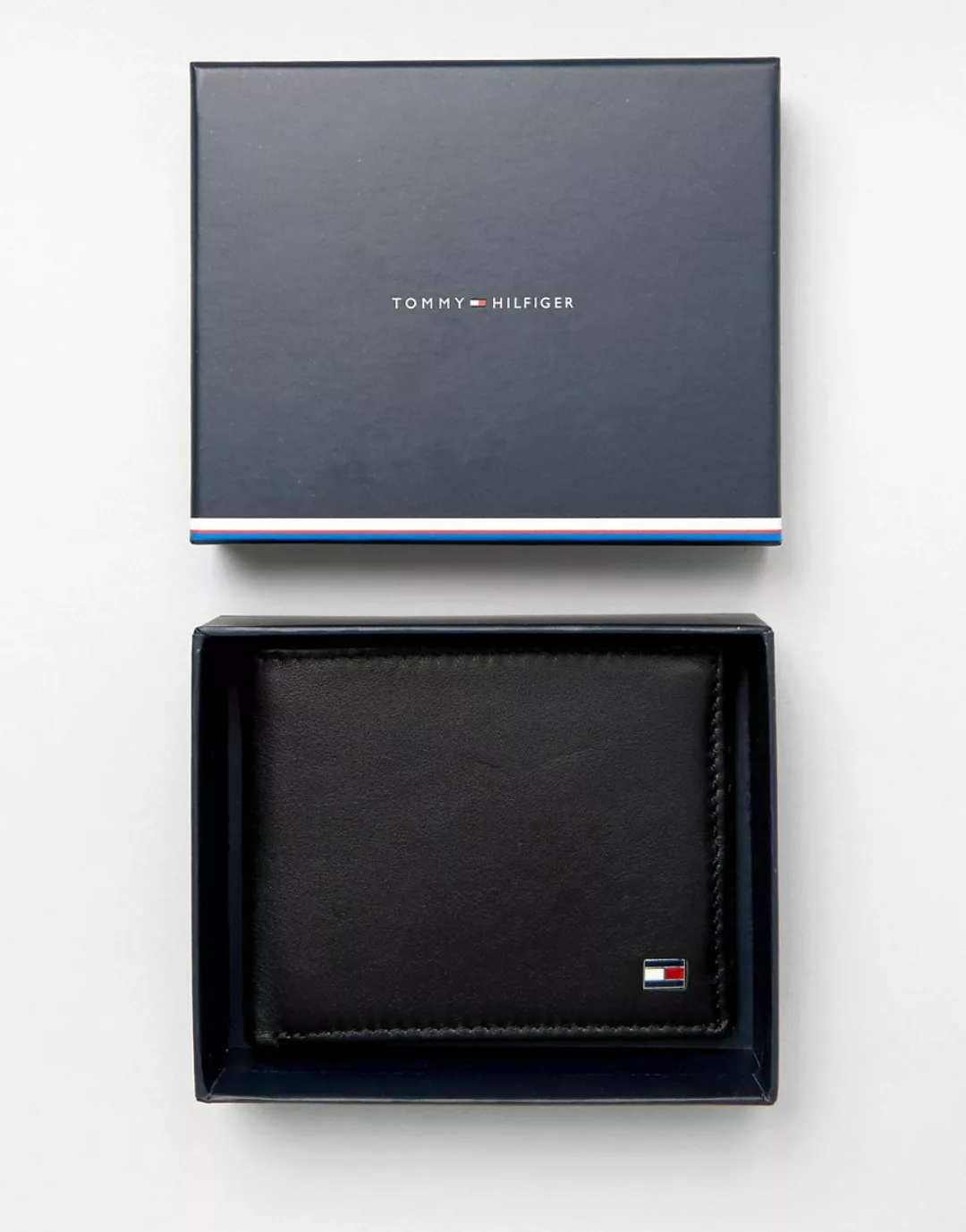 Tommy Hilfiger – Eton – Kleine Brieftasche aus schwarzem Leder günstig online kaufen