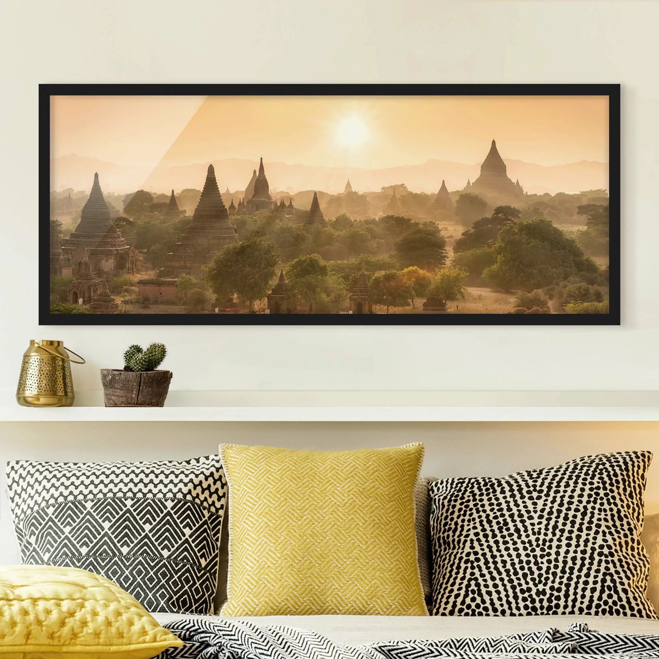 Bild mit Rahmen Sonnenuntergang über Bagan günstig online kaufen