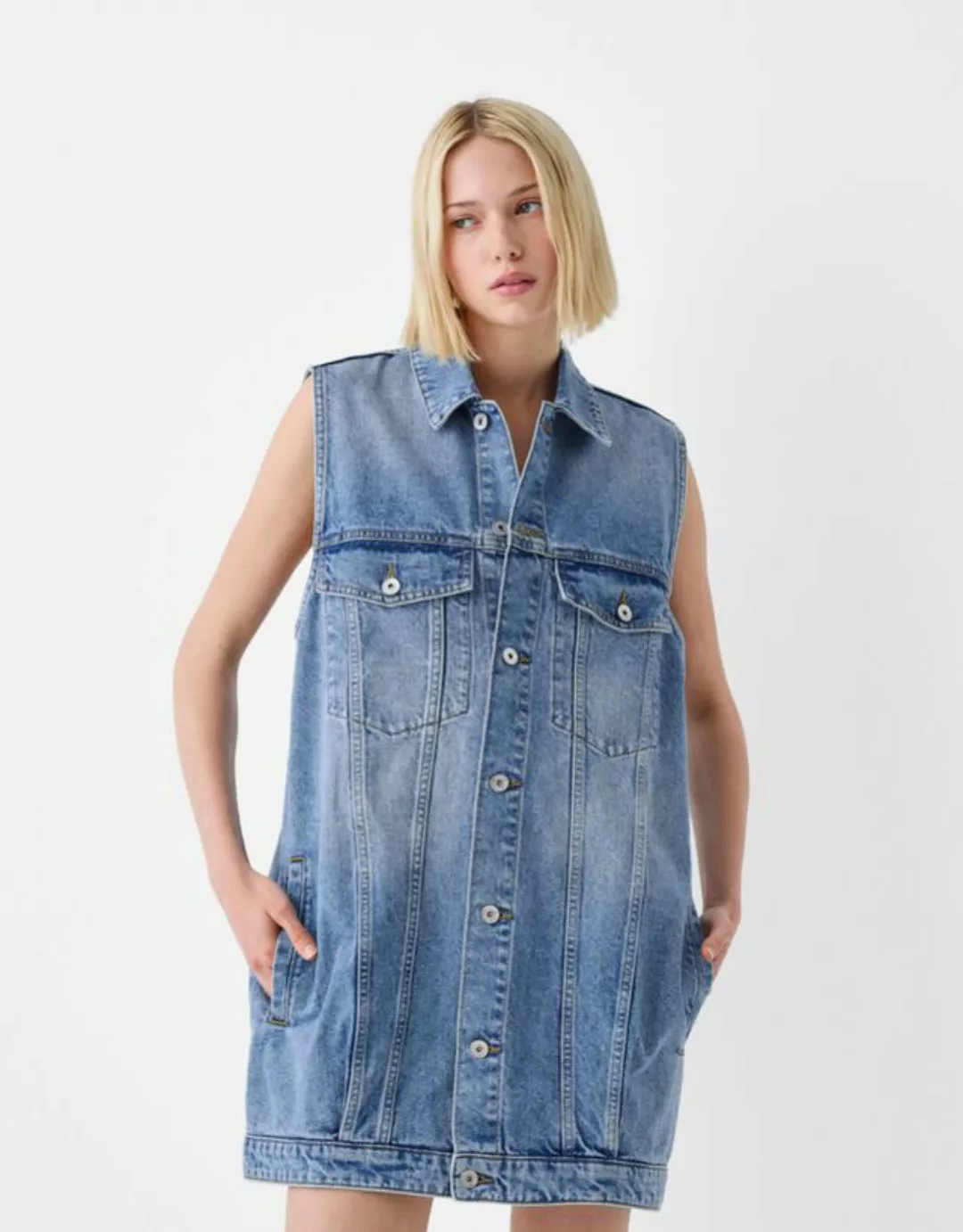 Bershka Oversize-Jeansweste Damen L Ausgewaschenes Blau günstig online kaufen