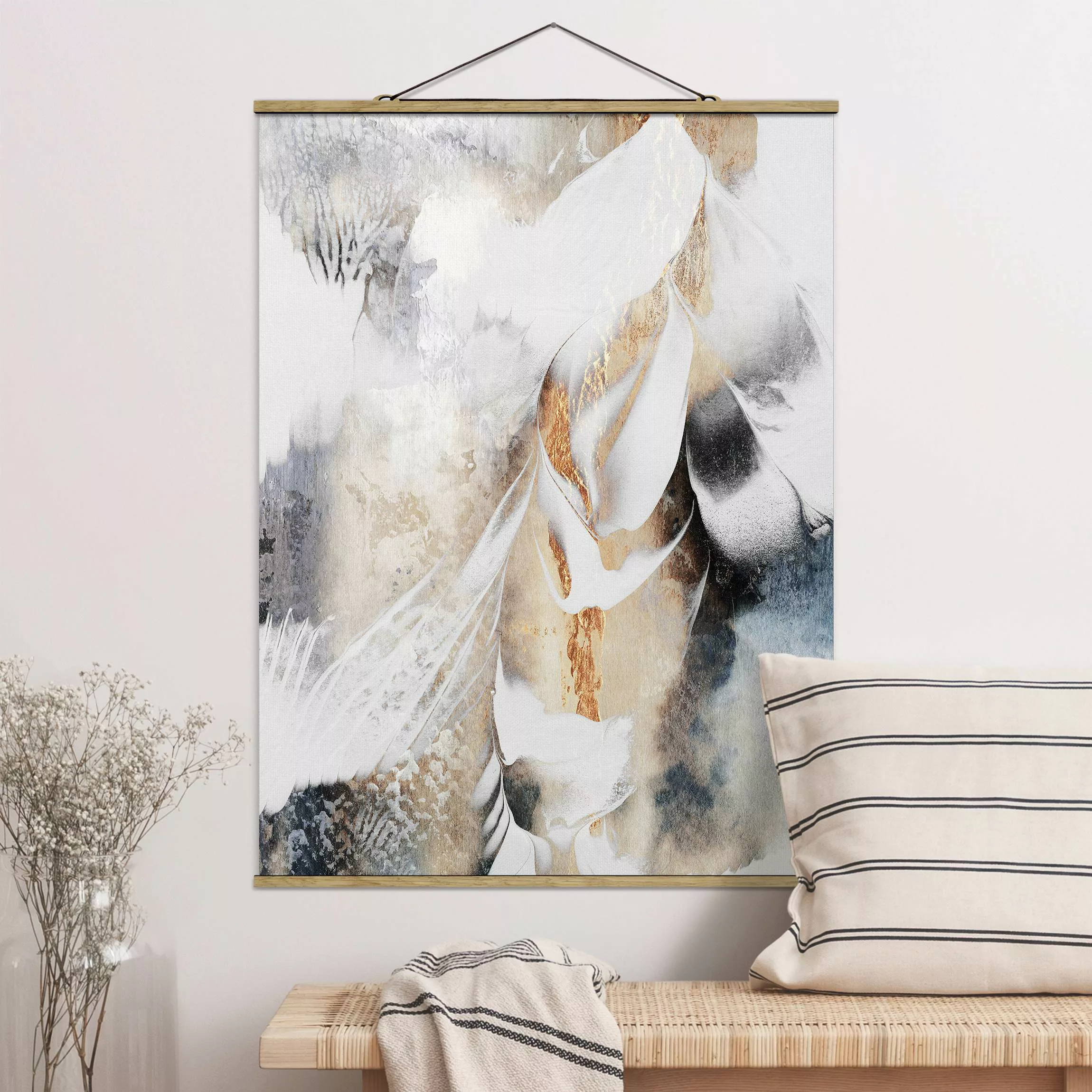 Stoffbild Abstrakt mit Posterleisten - Hochformat Goldene abstrakte Winterm günstig online kaufen