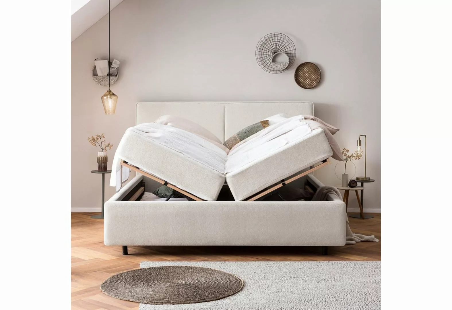 BettCo Stauraumbett Bari (in Altweiß Teddystoff, 200 x 200 cm), Bettkasten günstig online kaufen