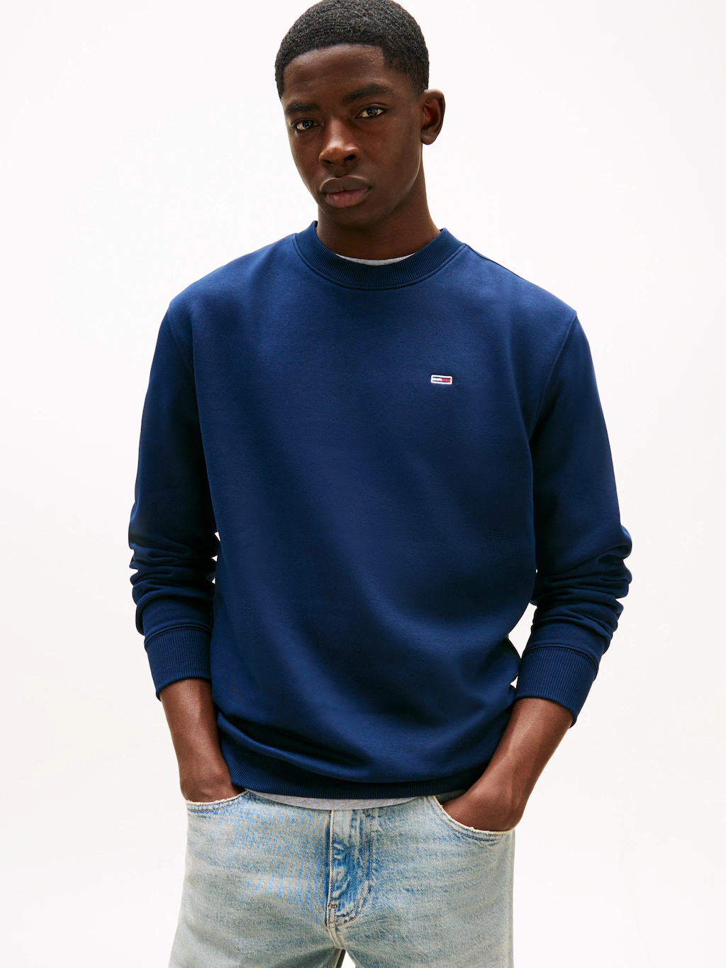 Tommy Jeans Sweatshirt "TJM REG S FLAG CREW", Mit besticktem Markenlogo auf günstig online kaufen