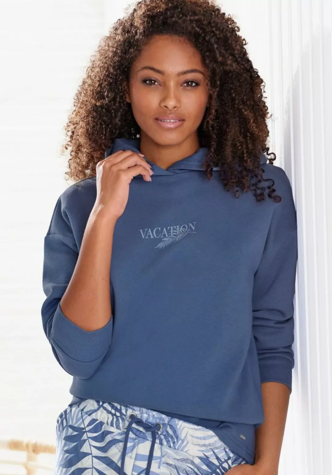 LASCANA Hoodie -Kapuzensweatshirt, Loungeshirt (1-tlg) mit Frontprint, Loun günstig online kaufen