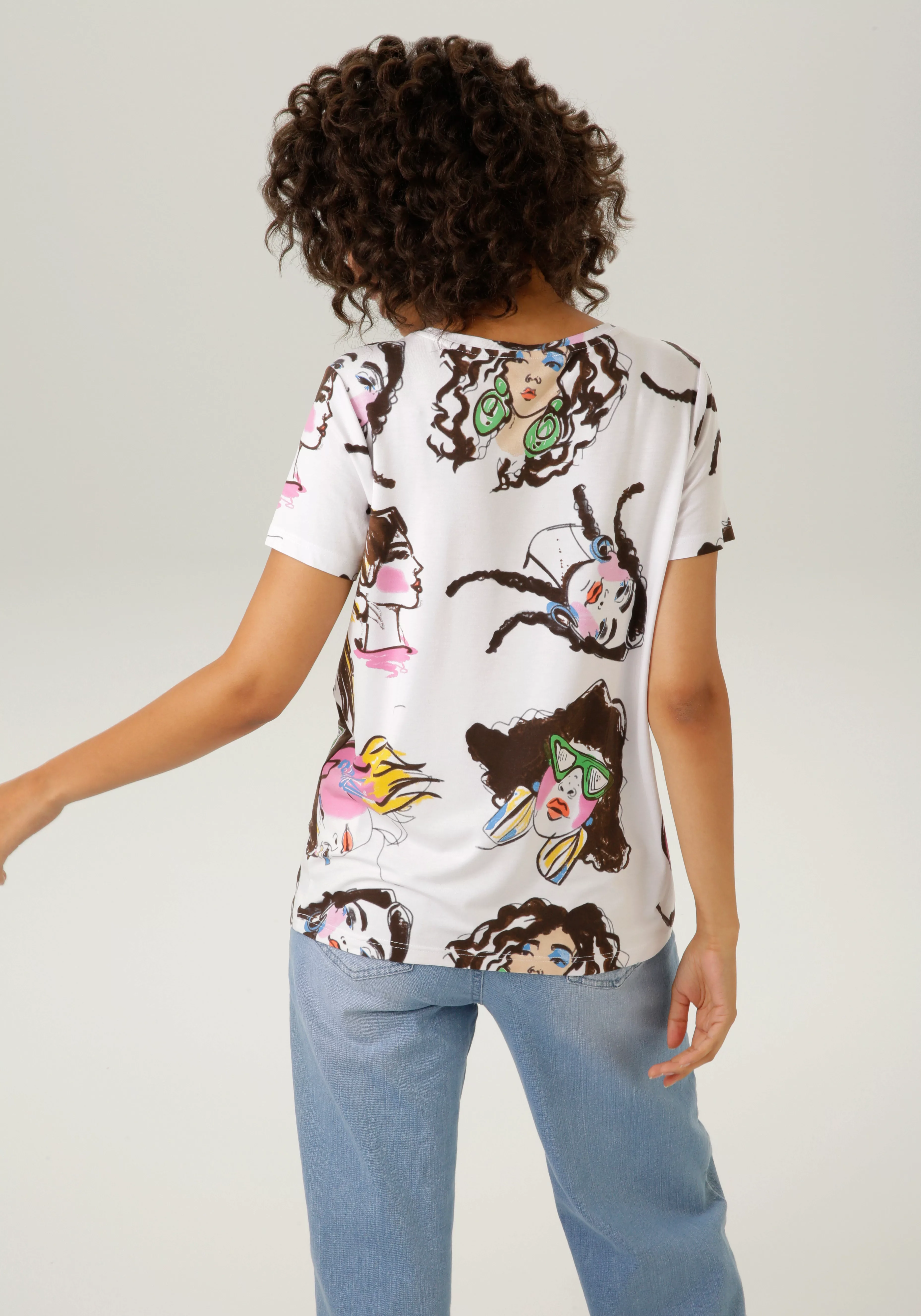 Aniston CASUAL T-Shirt, mit extravaganten Köpfen bedruckt - NEUE KOLLEKTION günstig online kaufen