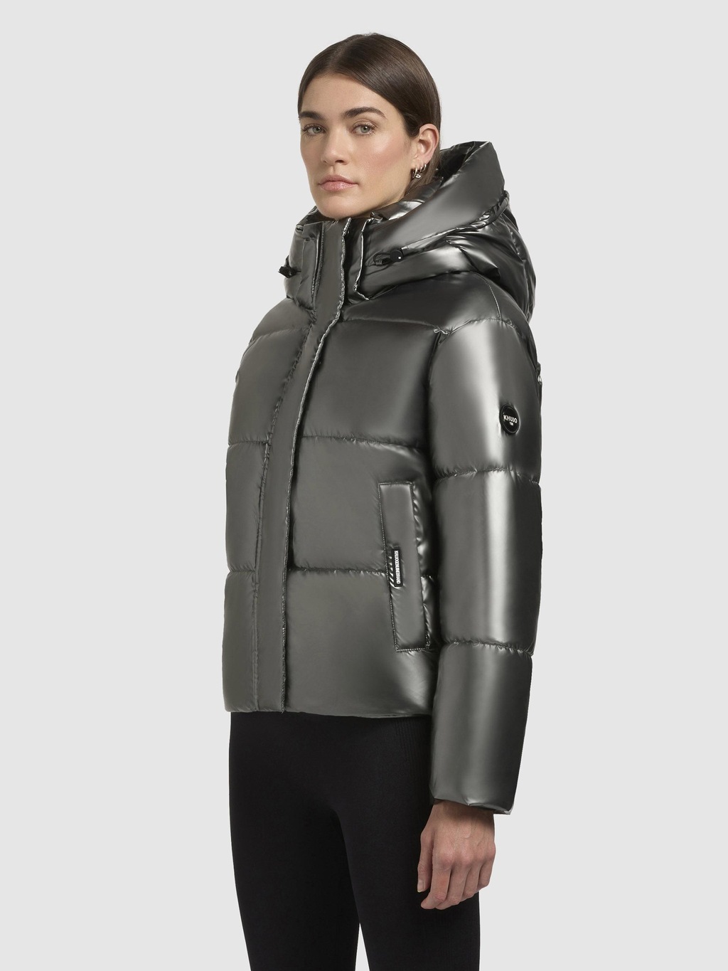 khujo Steppjacke "Devina Shiny-YM", mit Kapuze, glänzende kurze Winterjacke günstig online kaufen