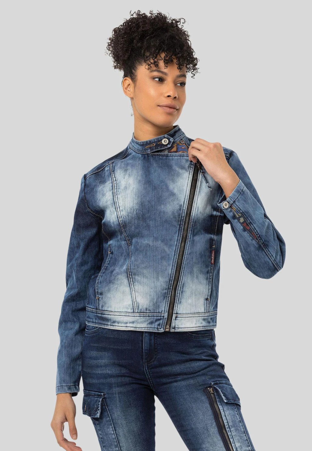 Cipo & Baxx Jeansjacke "JEANS JACKET", ohne Kapuze günstig online kaufen