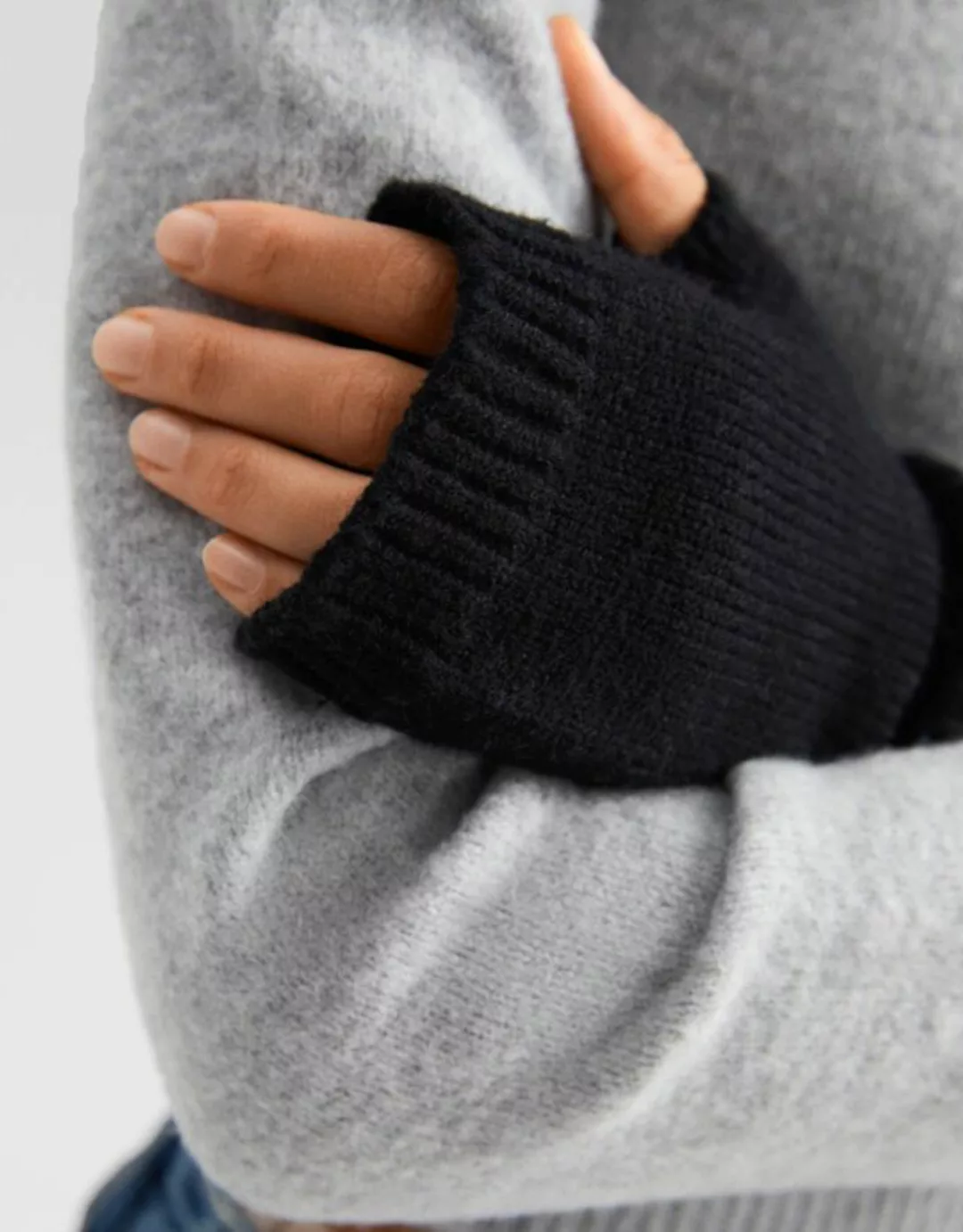 Bershka Kurze Fingerlose Handschuhe Damen Schwarz günstig online kaufen