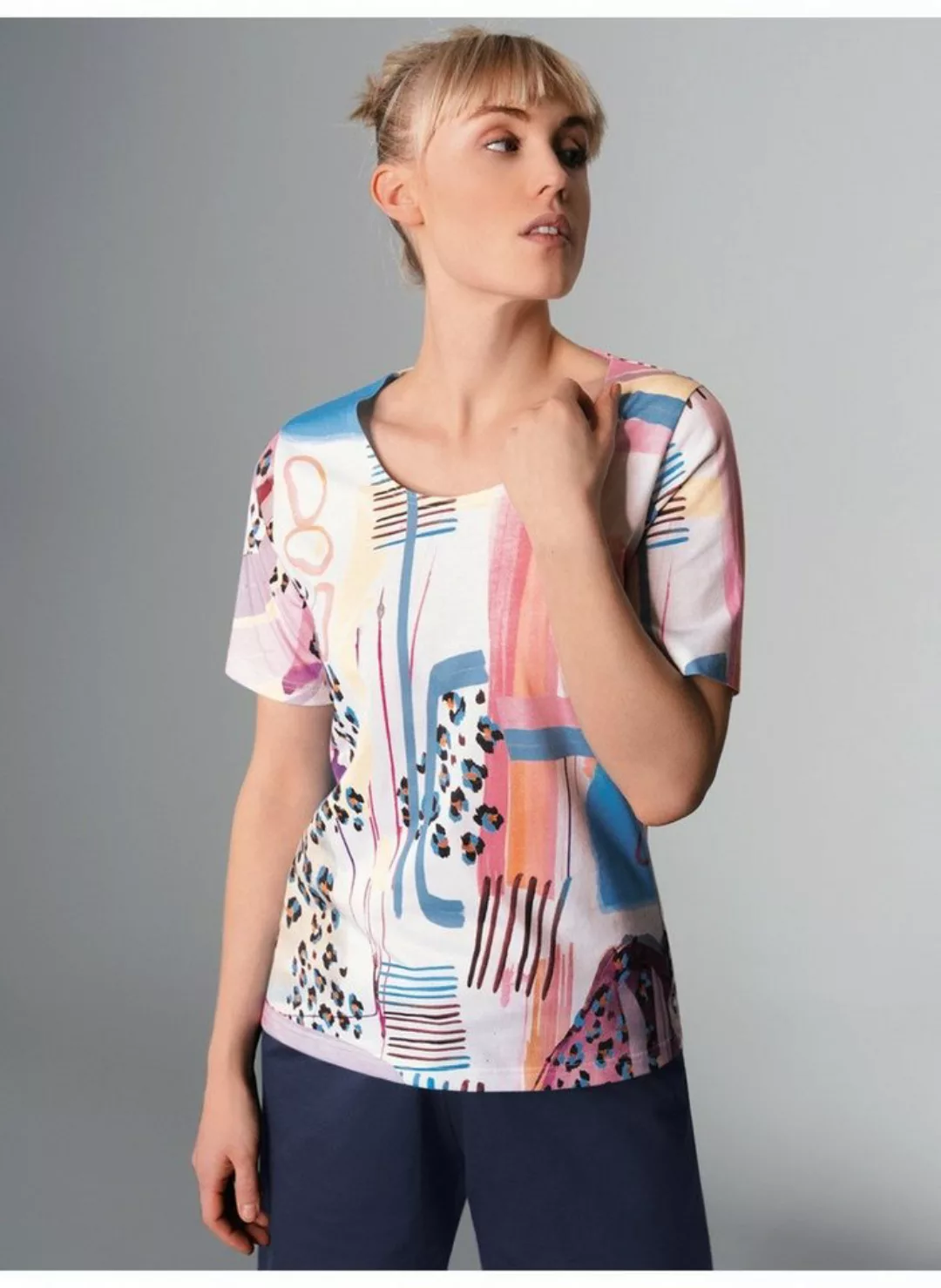 Trigema T-Shirt TRIGEMA T-Shirt mit abstraktem Allover-Print (1-tlg) günstig online kaufen