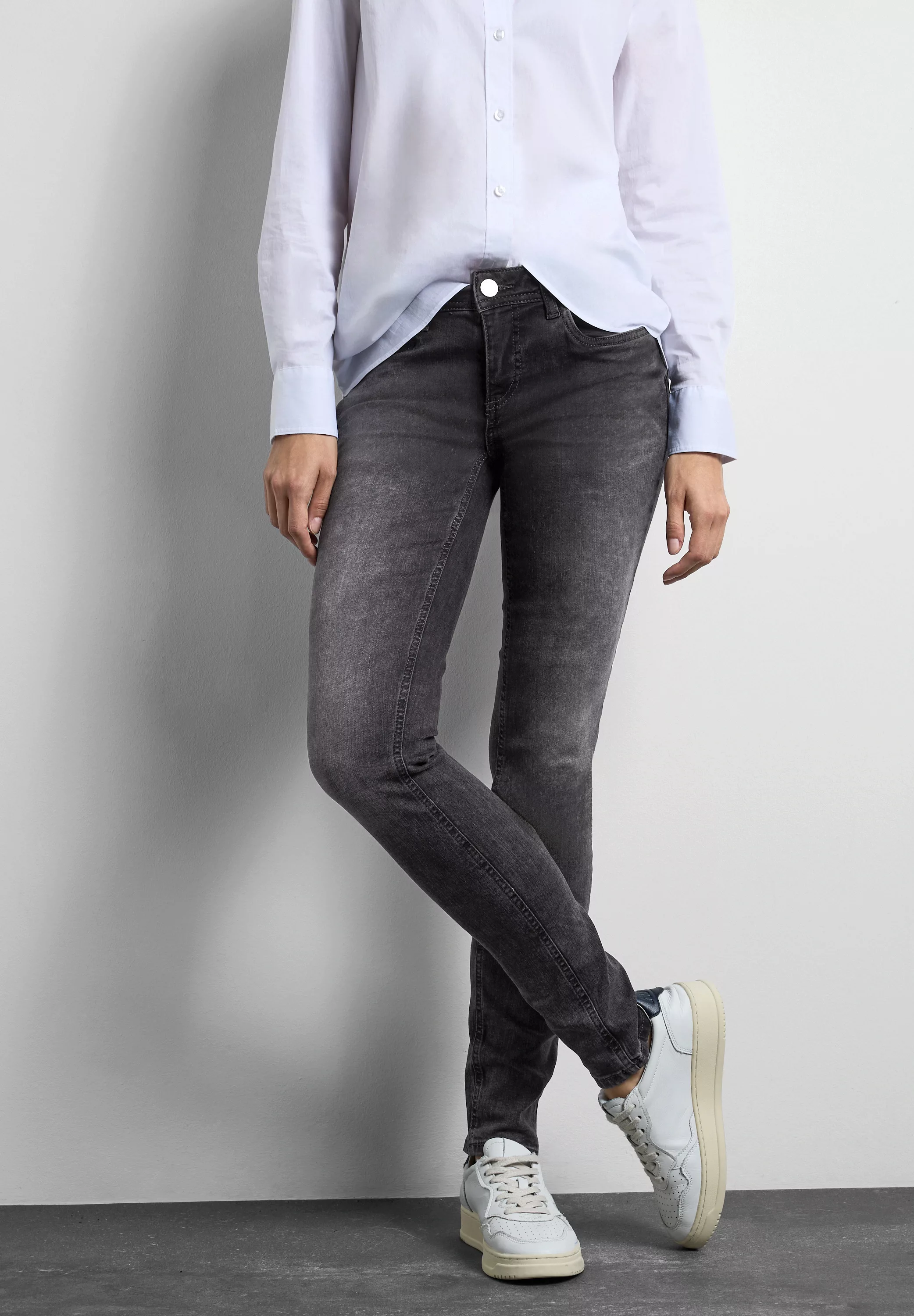 STREET ONE Slim-fit-Jeans, Middle Waist günstig online kaufen