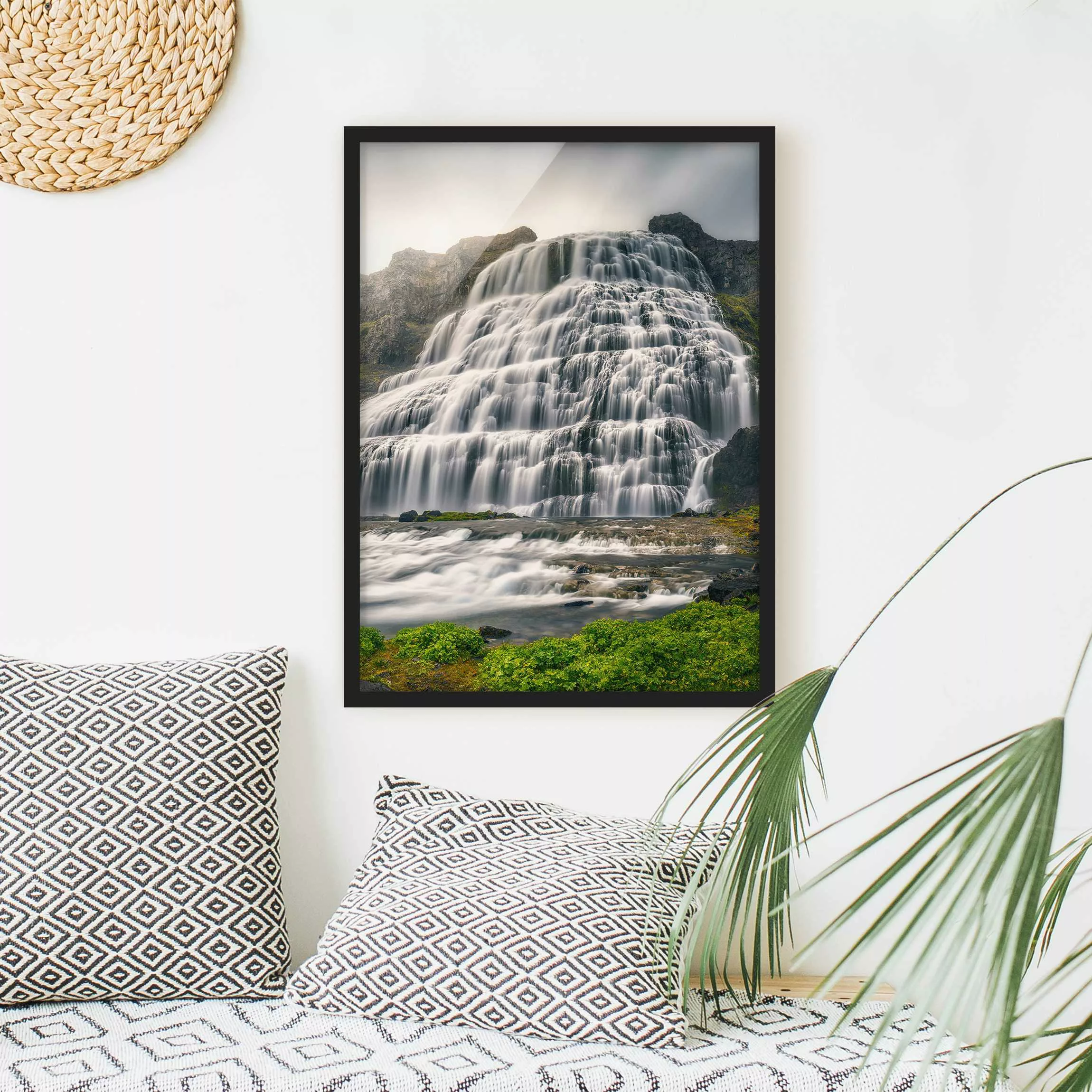 Bild mit Rahmen Natur & Landschaft - Hochformat Dynjandi Wasserfall günstig online kaufen
