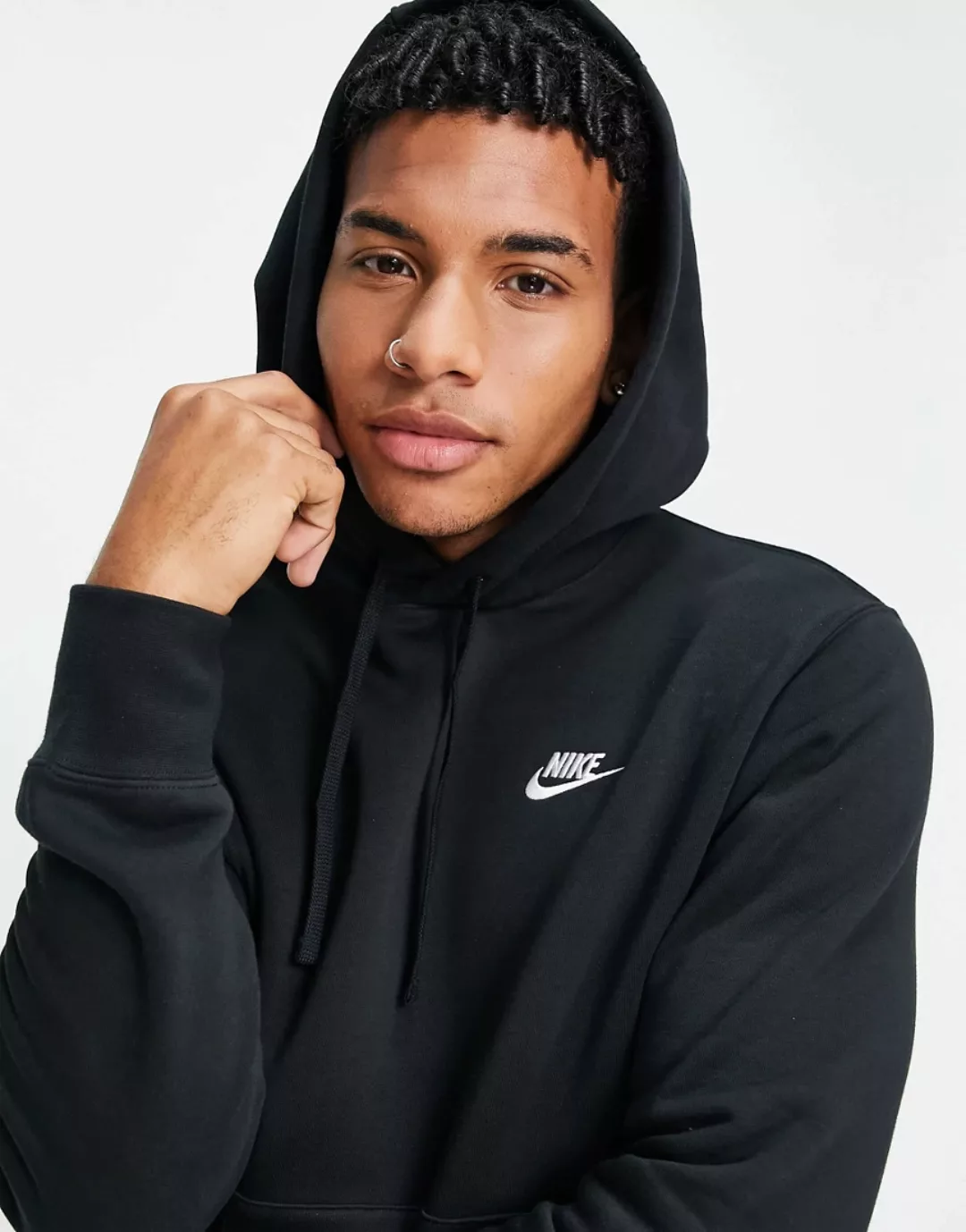 Nike – Kapuzenpullover mit Logo in Schwarz günstig online kaufen