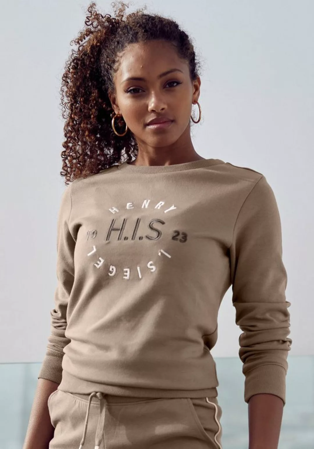 H.I.S Sweatshirt mit großer Logo Stickerei, Loungeanzug günstig online kaufen