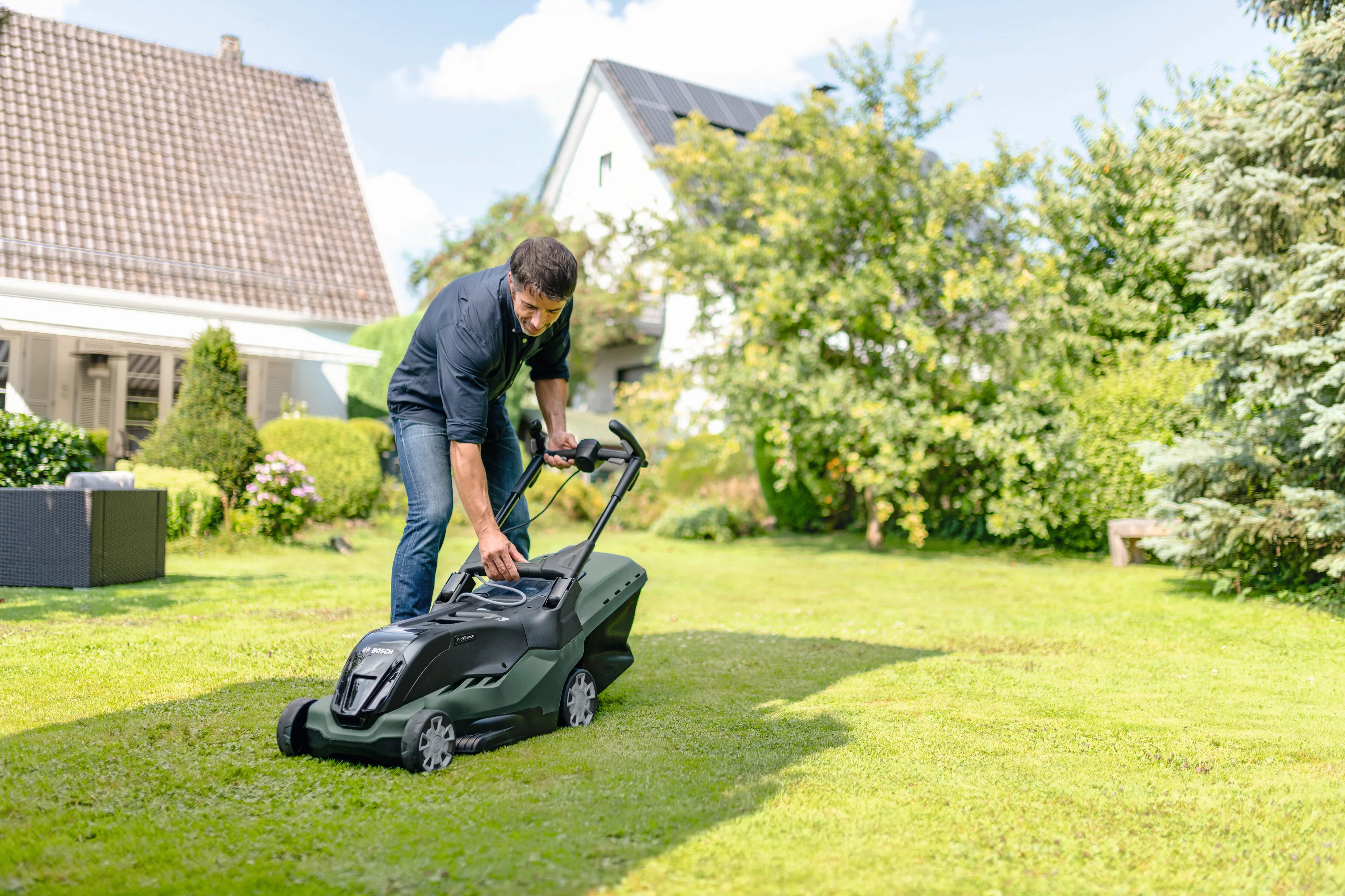 Bosch Home & Garden Akkurasenmäher "AdvancedRotak 36-660 SET", mit 2 Akkus günstig online kaufen