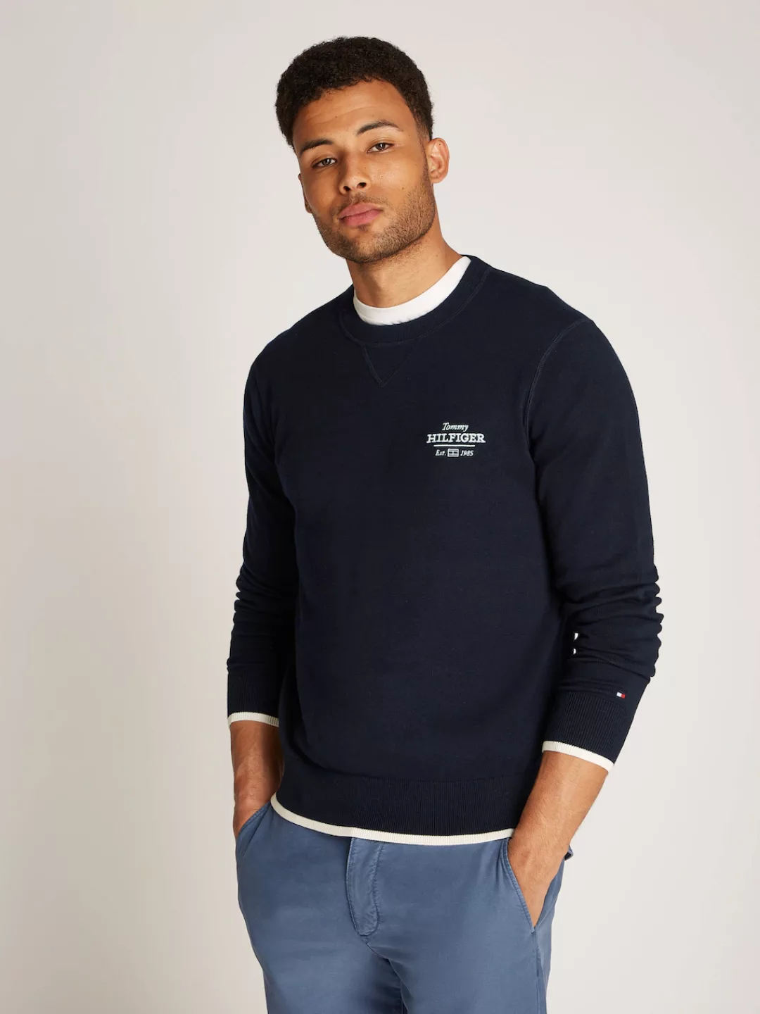 Tommy Hilfiger Rundhalspullover "GRAPHIC COTTON CREW", mit Logostickerei günstig online kaufen