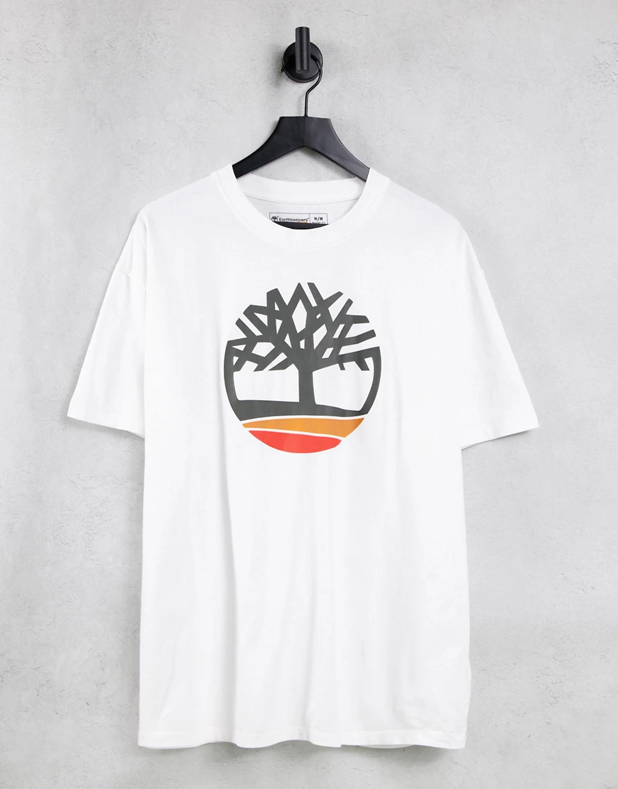 Timberland X Raeburn – T-Shirt in Weiß mit Baumlogo günstig online kaufen