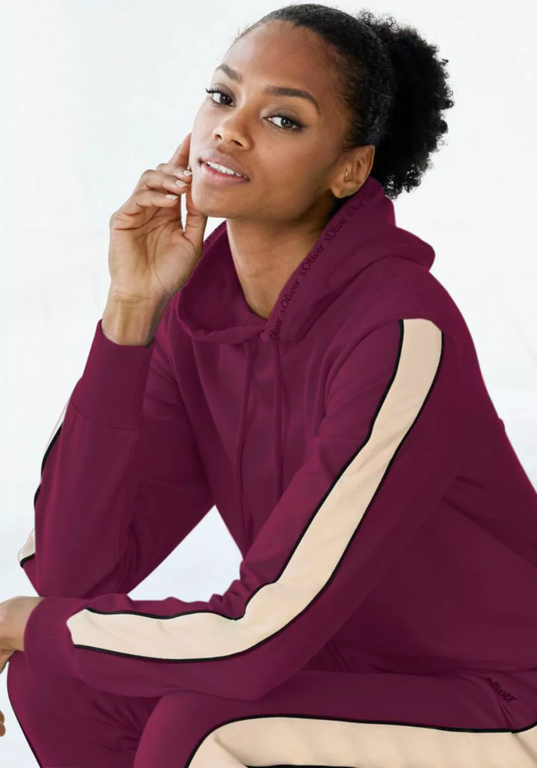 s.Oliver Hoodie - Kapuzensweatshirt mit Kontrast Einsätzen, Loungewear günstig online kaufen