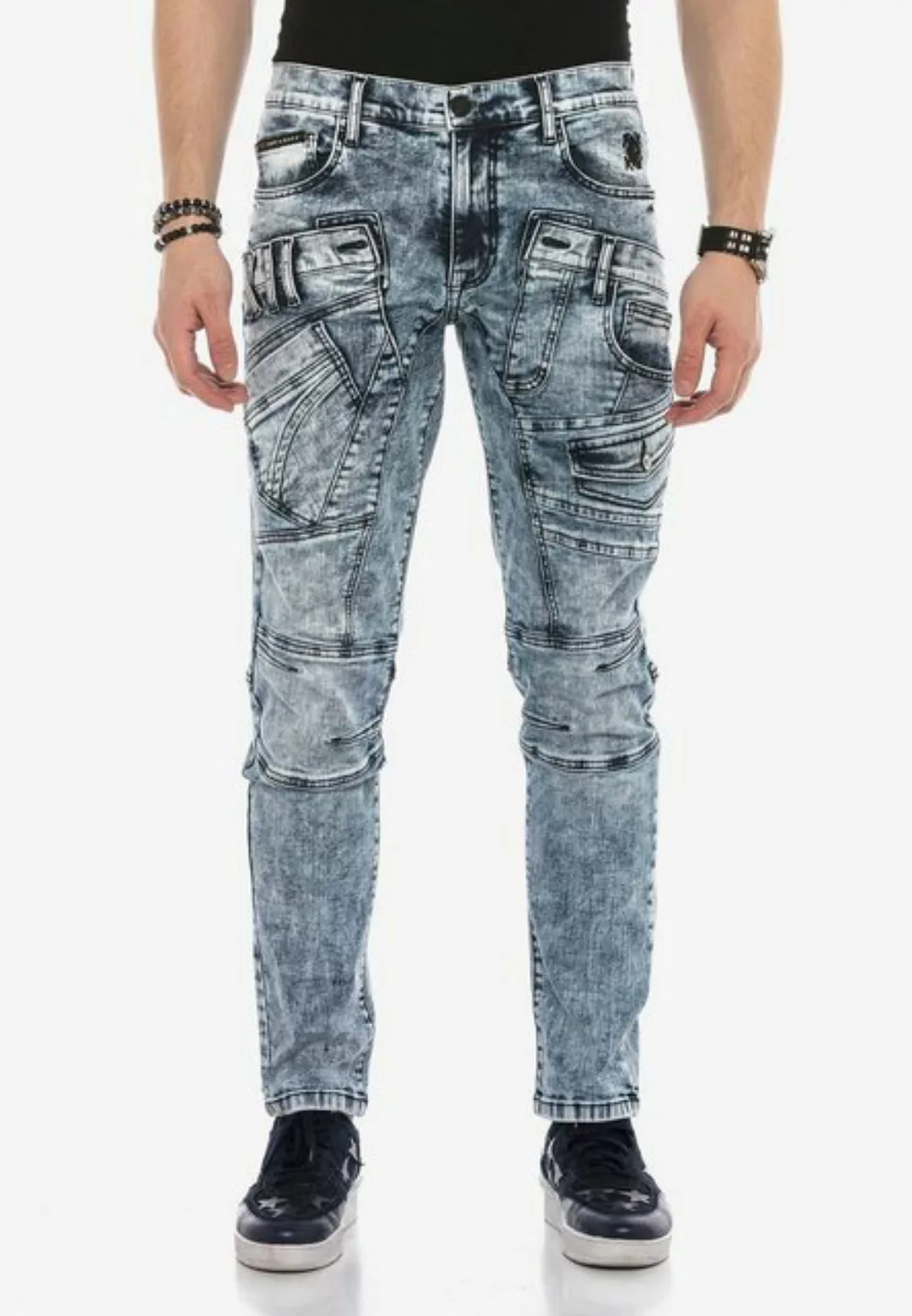 Cipo & Baxx Bequeme Jeans mit coolen Ziernahtelementen günstig online kaufen