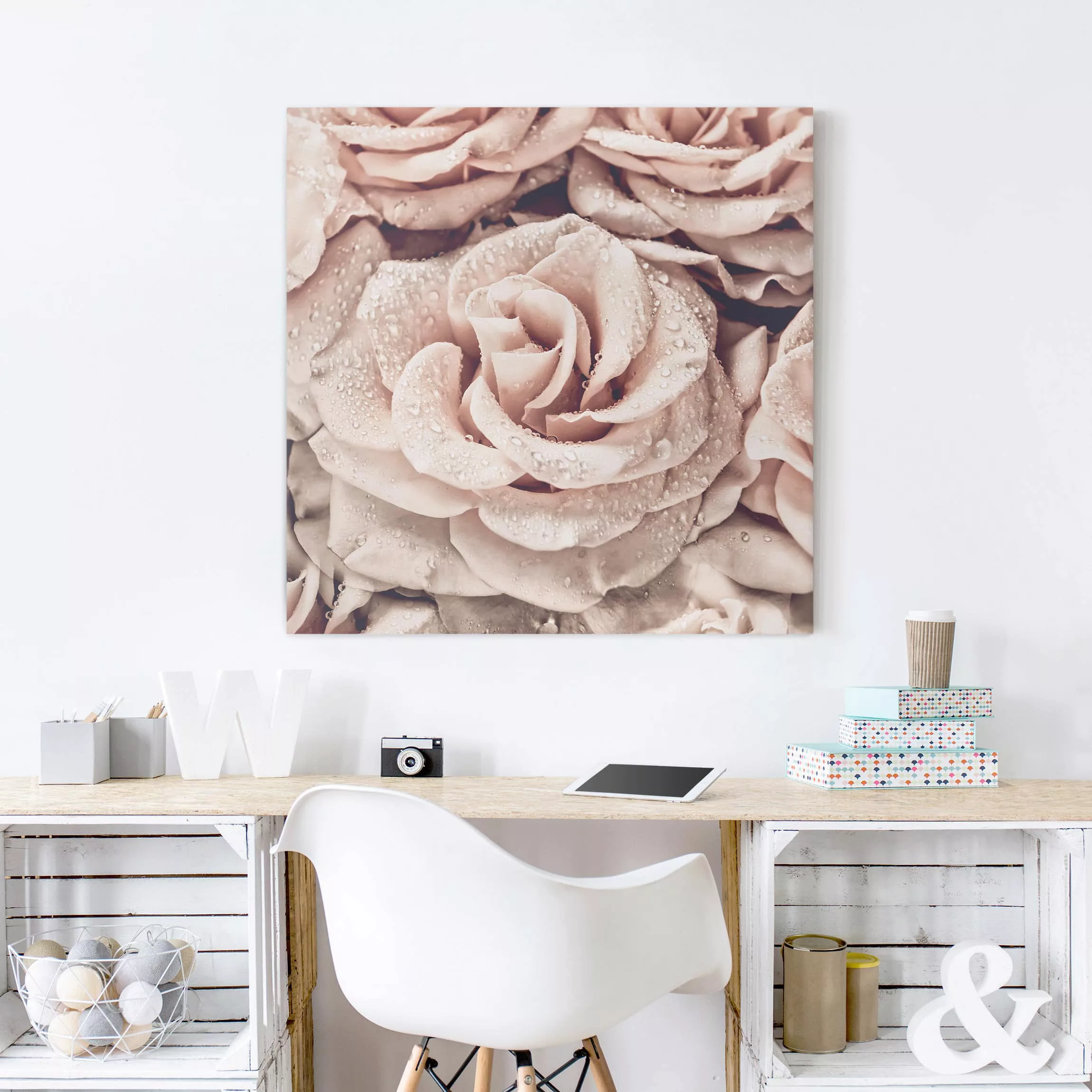 Leinwandbild Blumen - Quadrat Rosen Sepia mit Wassertropfen günstig online kaufen