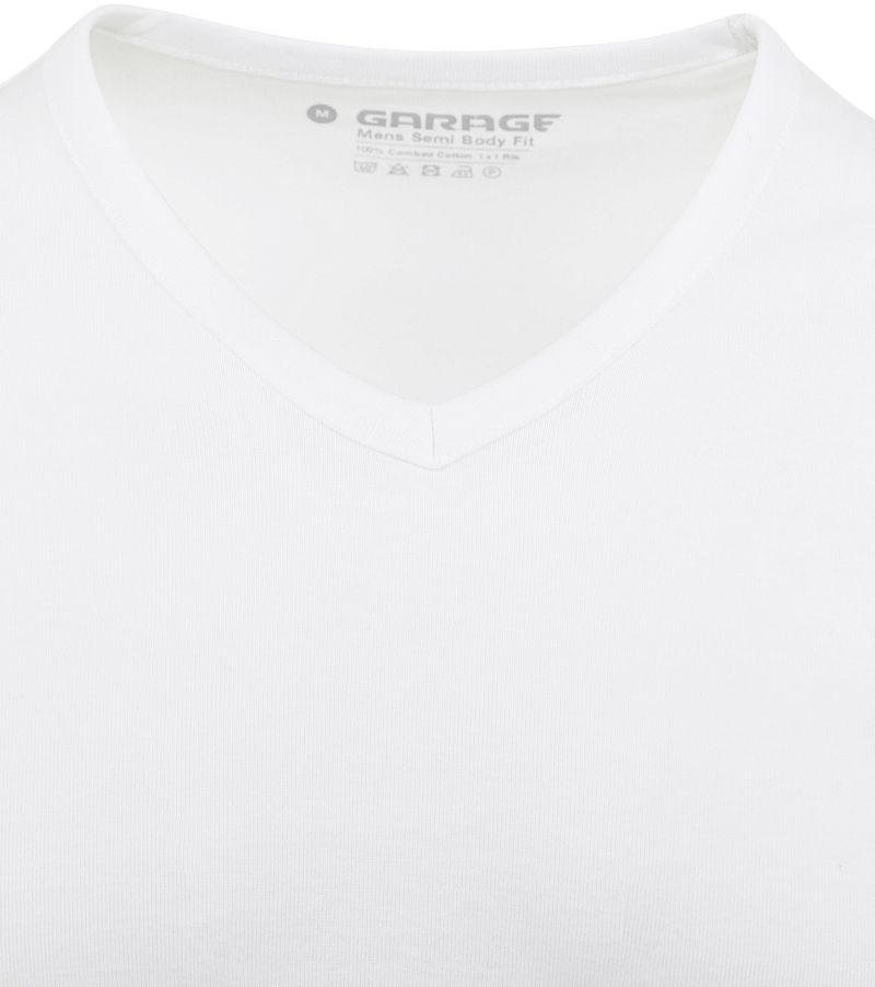 Garage Basic T-Shirt Weiss V-Hals - Größe M günstig online kaufen