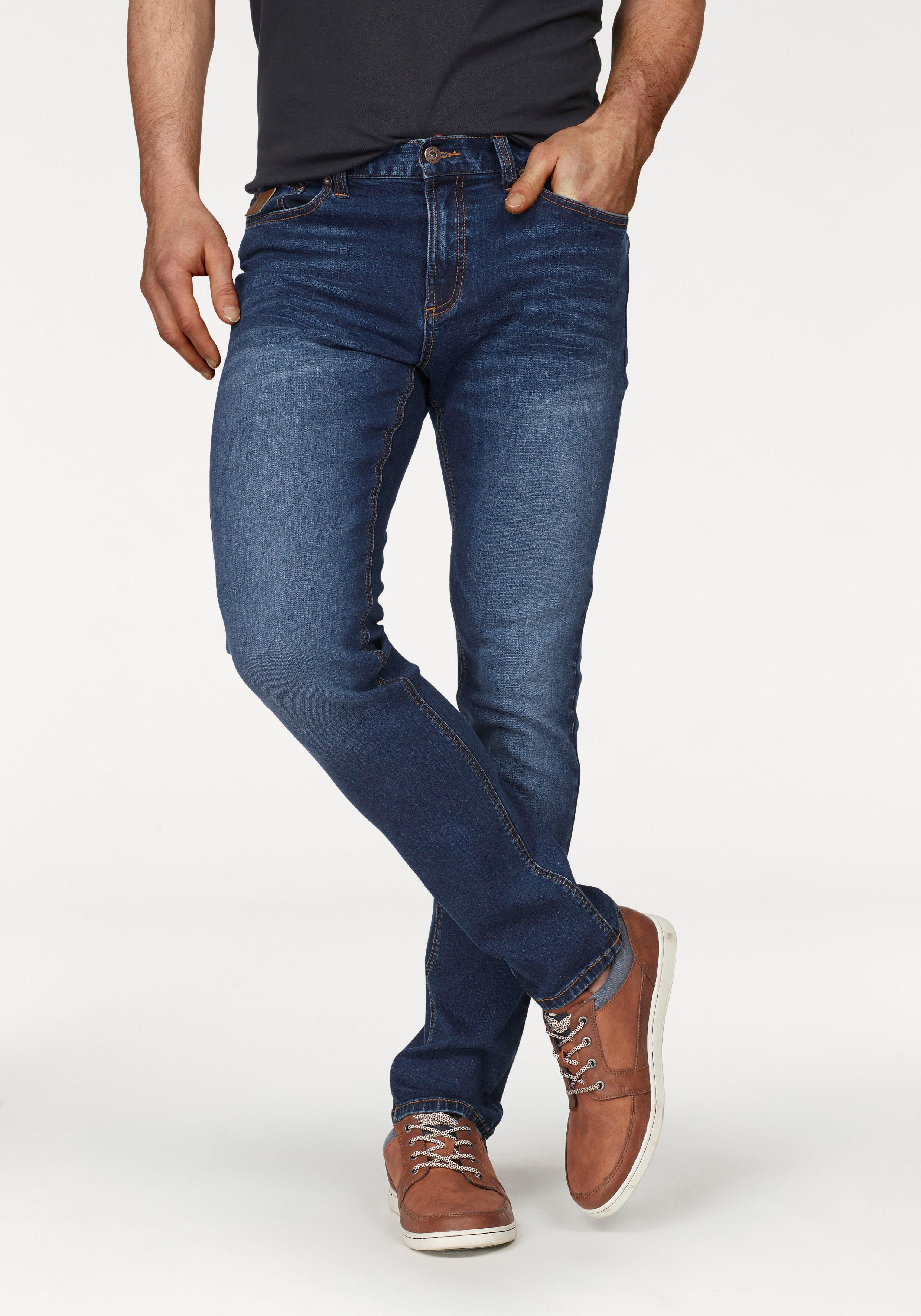 Bruno Banani Straight-Jeans "Hutch", gerade Beinform, teilweise mit modisch günstig online kaufen