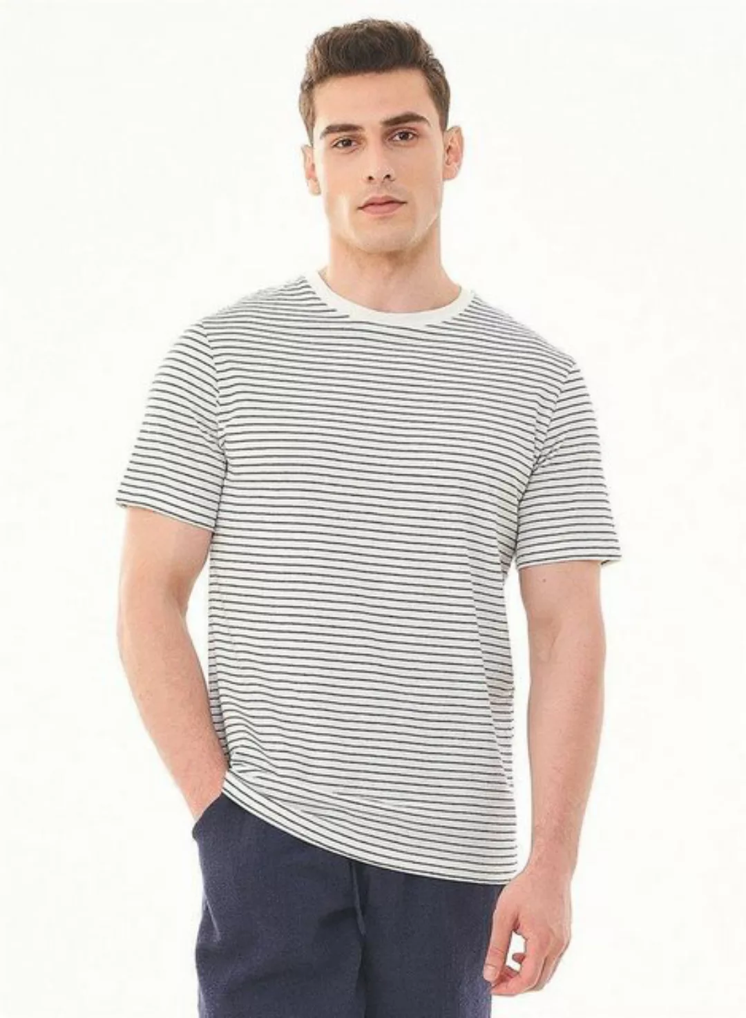 ORGANICATION T-Shirt Men's Striped T-shirt in Off White/Navy günstig online kaufen