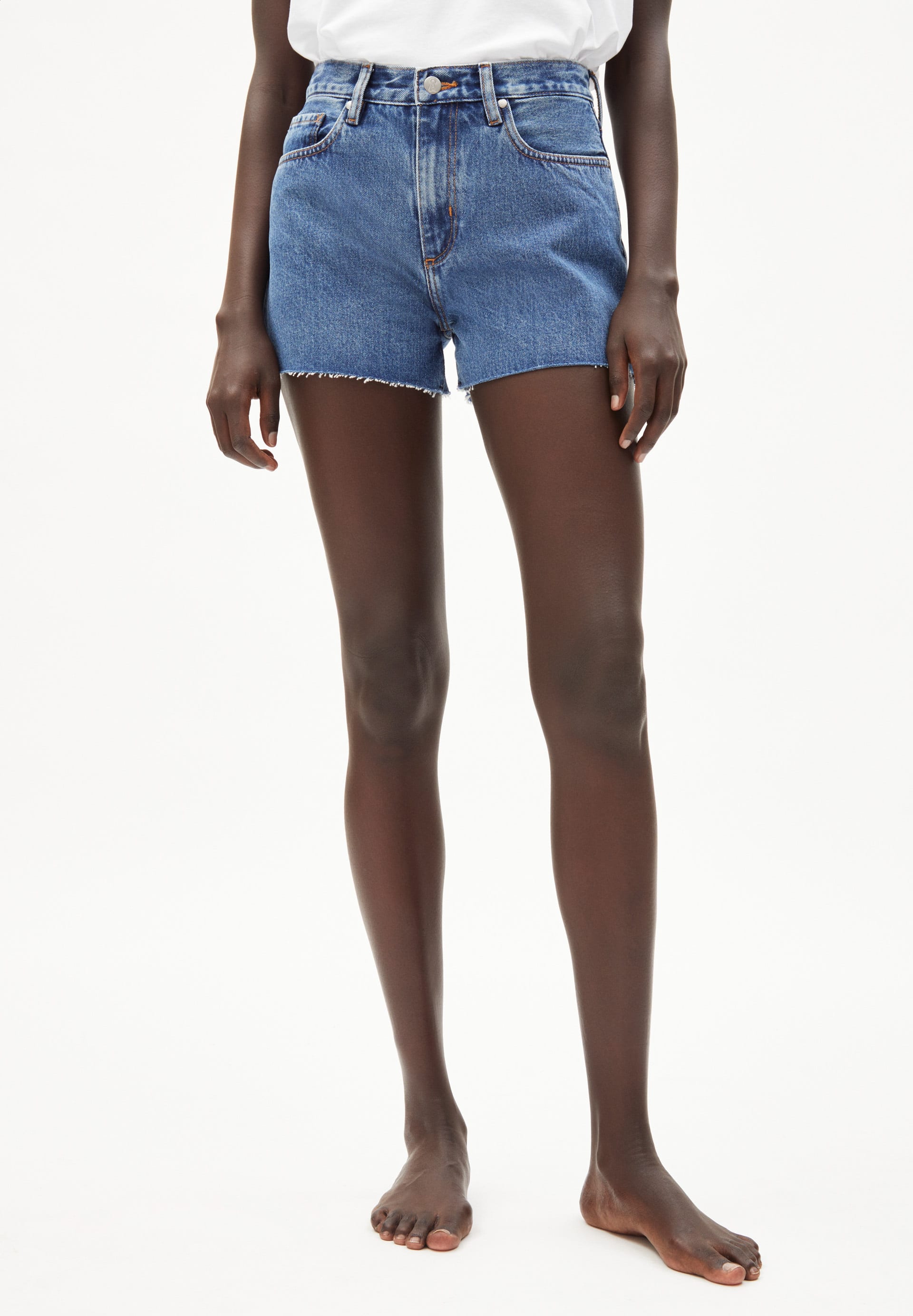 Shorts MALEAA in flat stone wash von ARMEDANGELS günstig online kaufen