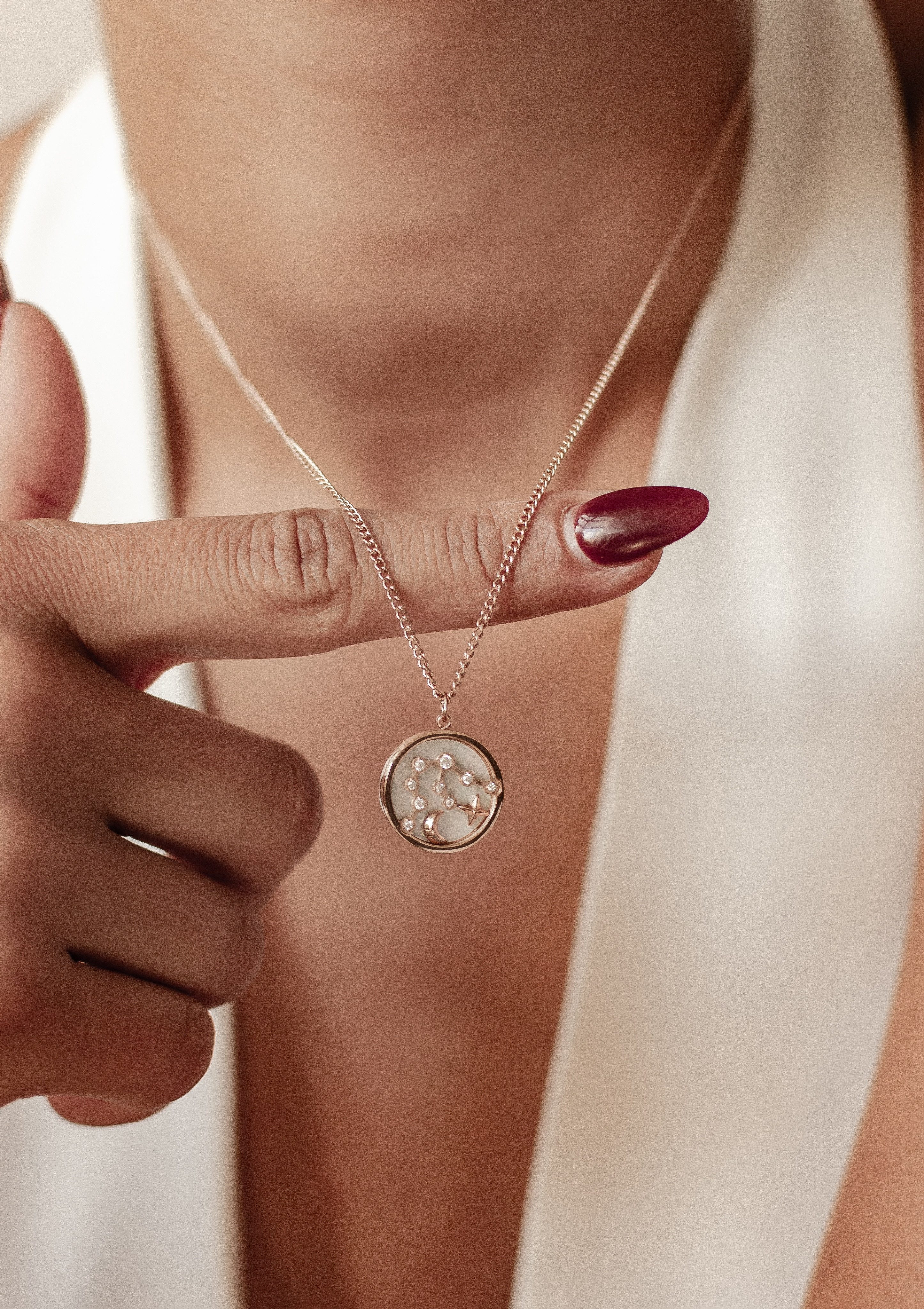 Hey Happiness Kette mit Anhänger Sternzeichen günstig online kaufen
