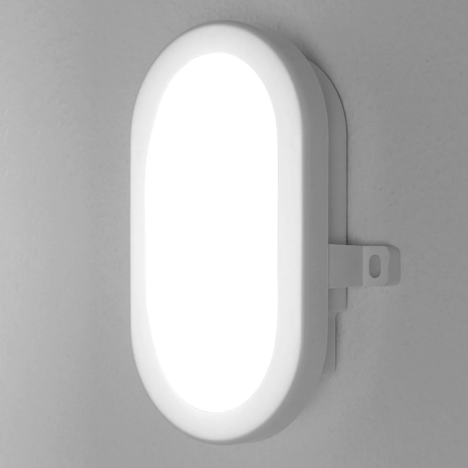 LEDVANCE Bulkhead LED-Außenwandlampe 5,5W in Weiß günstig online kaufen