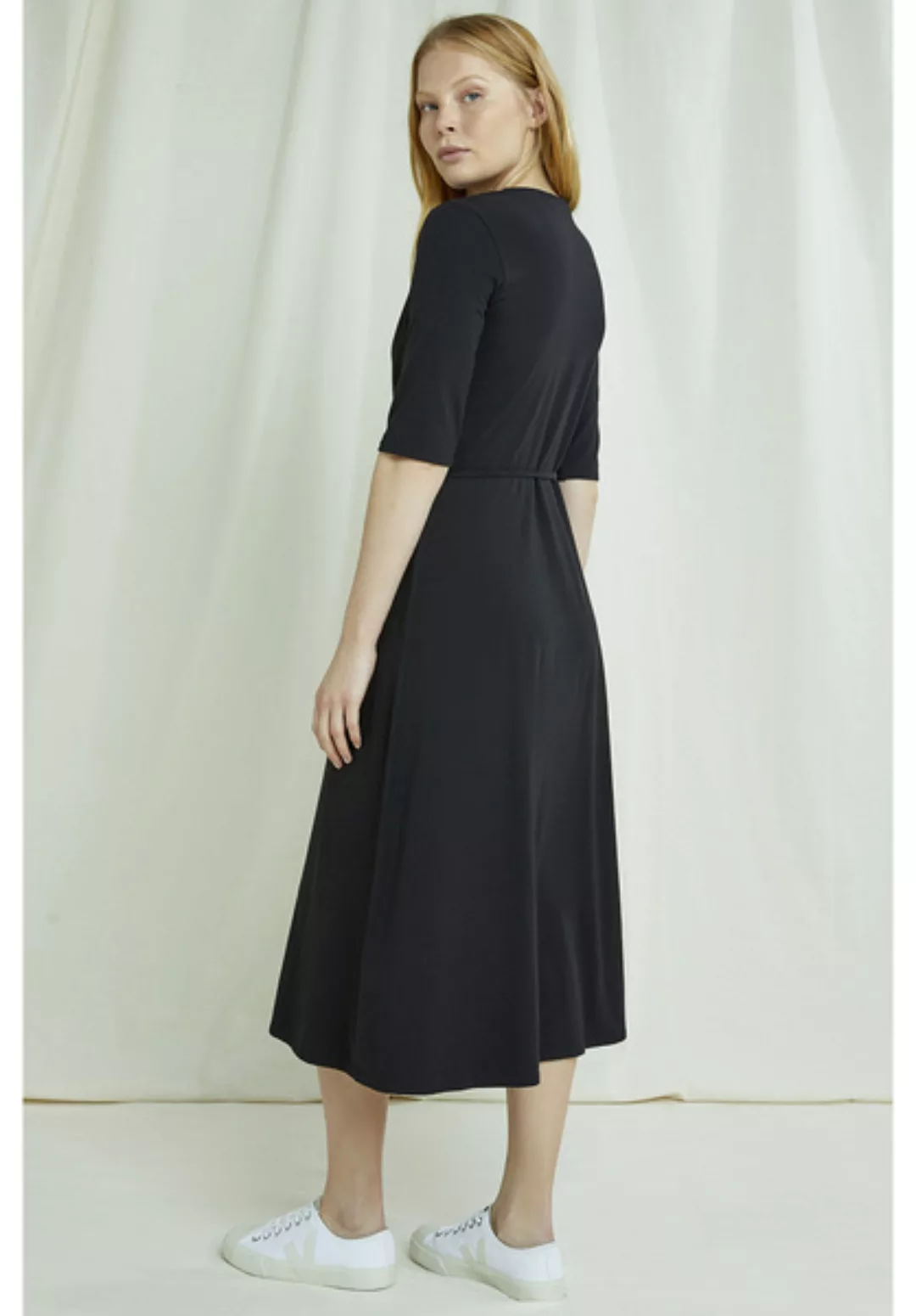 Mishka Wrap Dress In Black + Rost günstig online kaufen