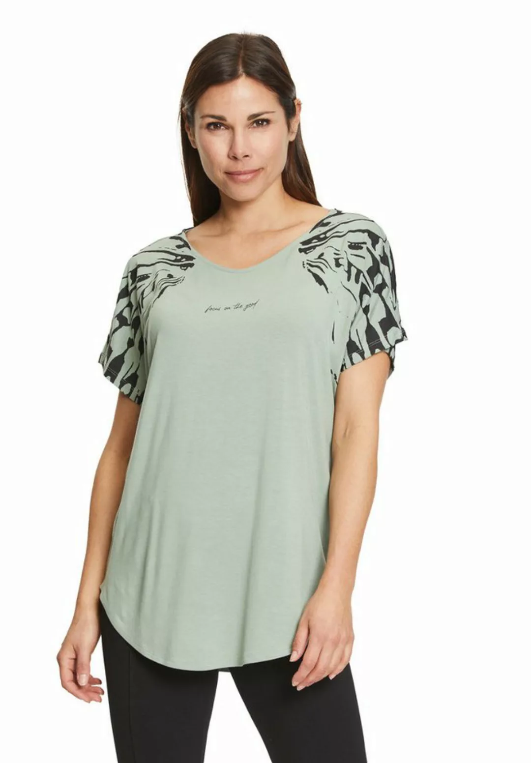 Betty Barclay Kurzarmshirt Betty Barclay Oversize-Shirt mit V-Ausschnitt (1 günstig online kaufen