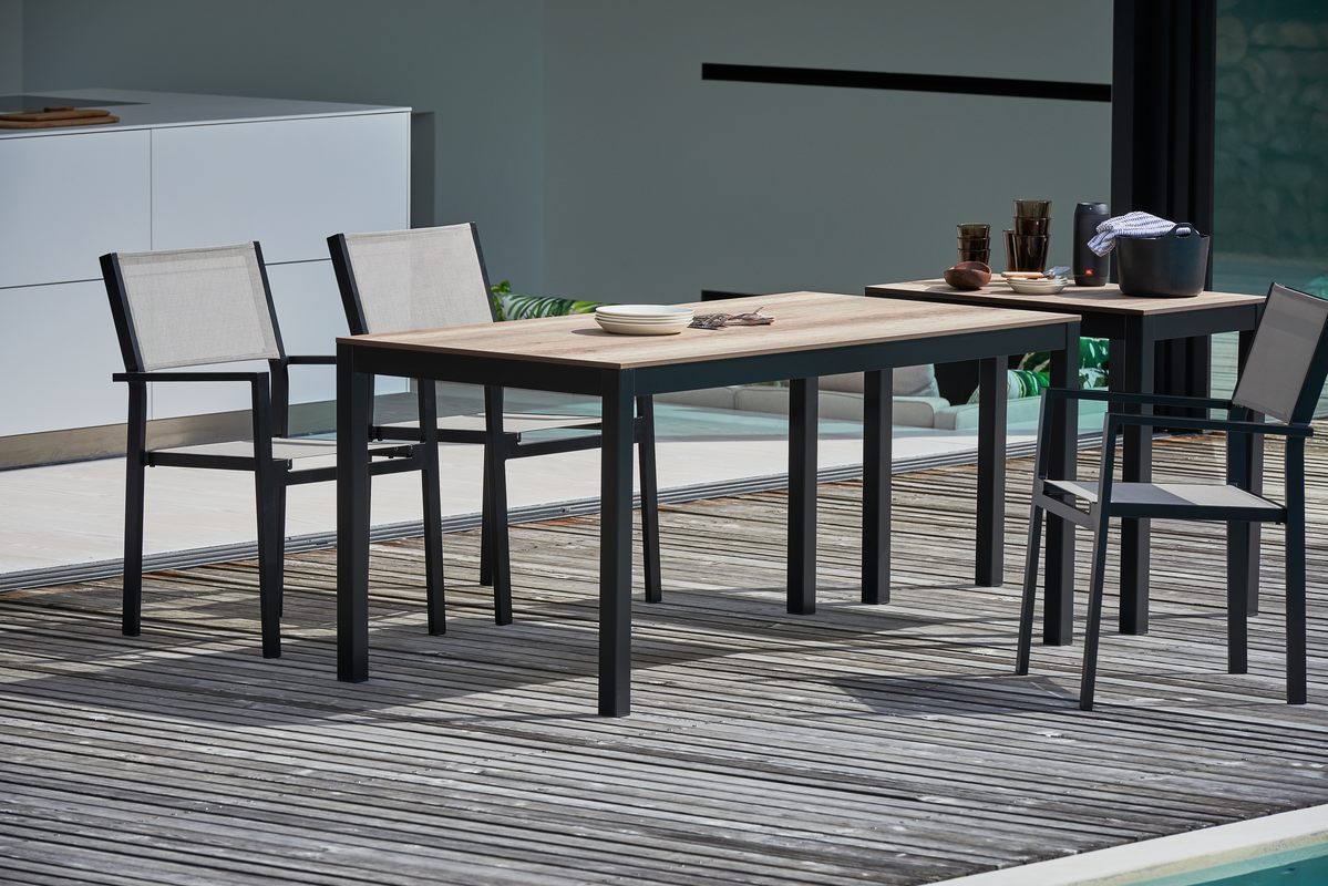 Outdoor Tisch Quadrat Teak / schwarz 160x80 günstig online kaufen