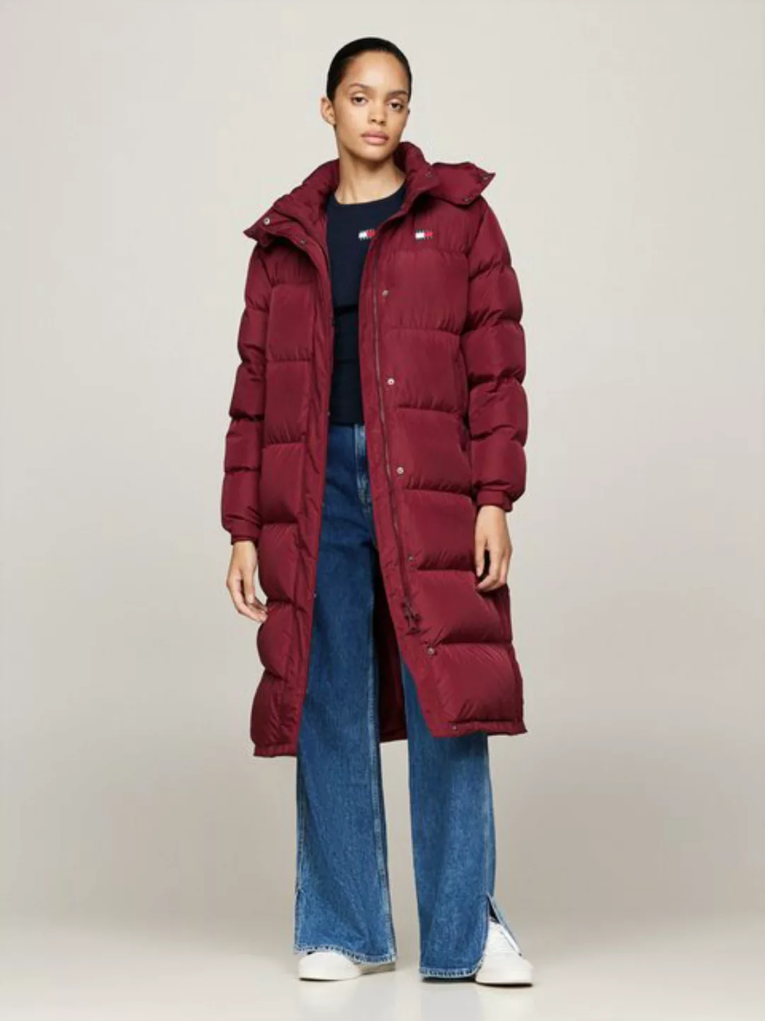 Tommy Jeans Steppmantel TJW ALASKA LONG PUFFER EXT mit Logostickerei günstig online kaufen