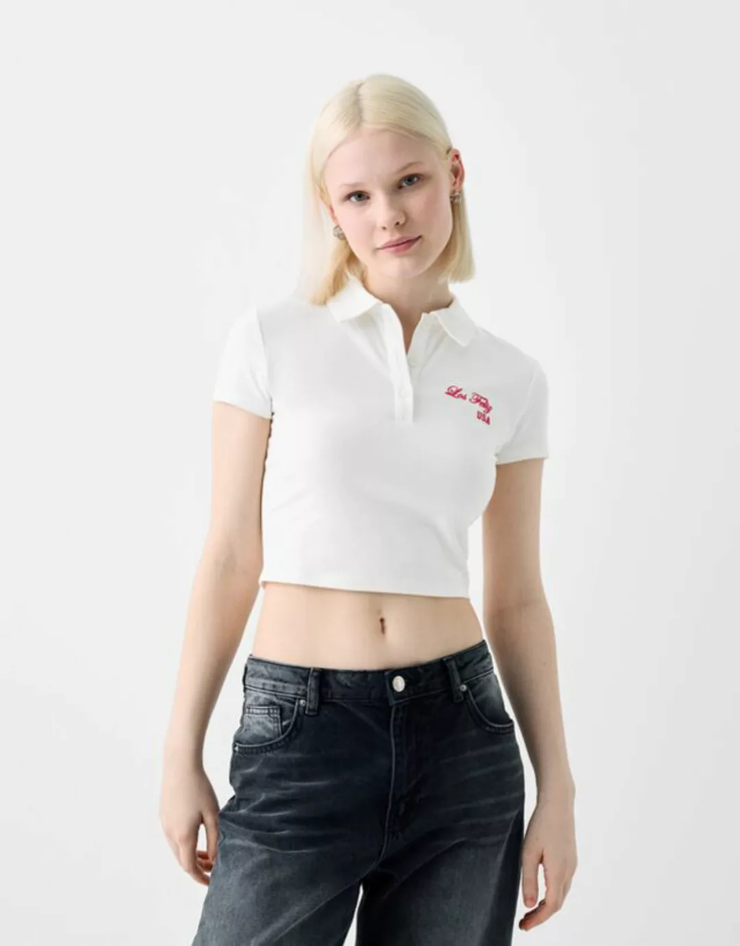 Bershka T-Shirt Mit Kurzen Ärmeln, Polo-Kragen Und Print Bskteen S Grbroche günstig online kaufen