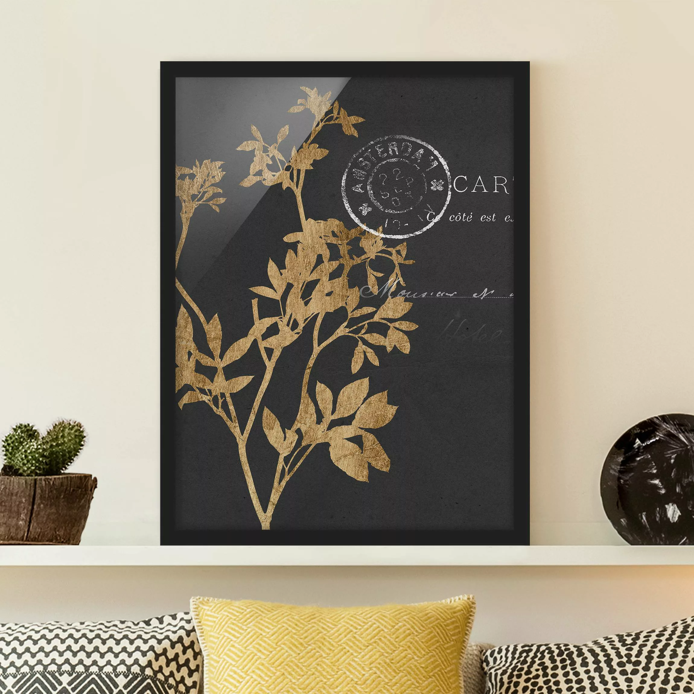Bild mit Rahmen Blumen - Hochformat Goldene Blätter auf Mokka I günstig online kaufen