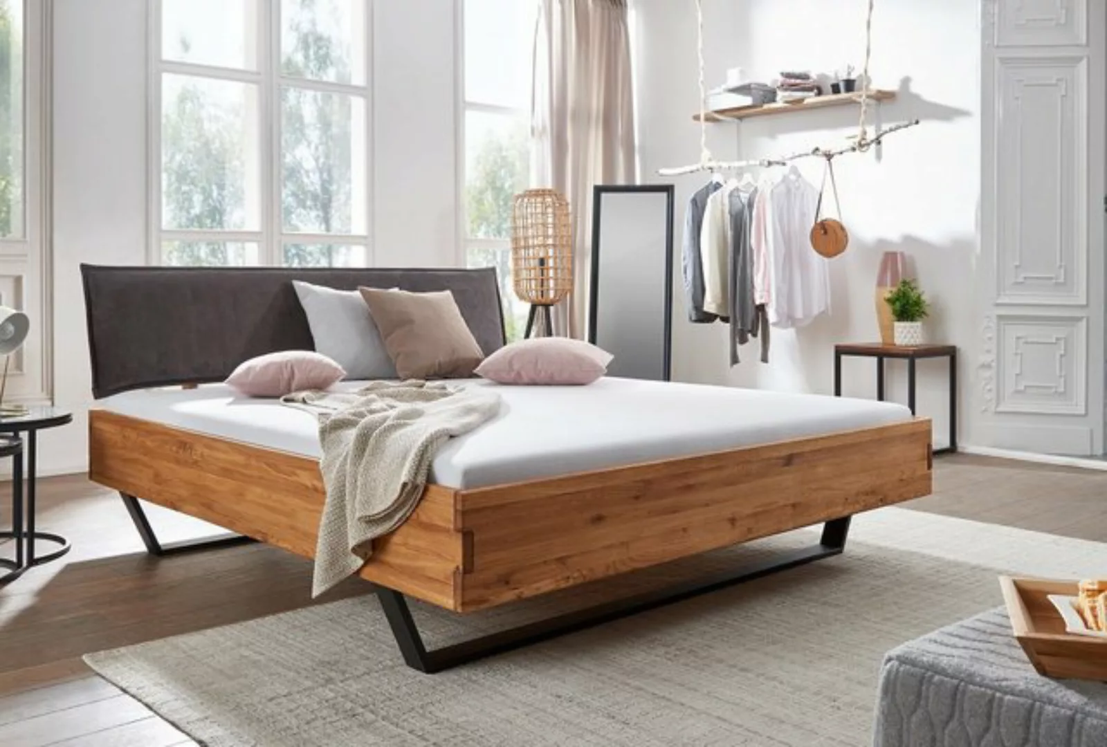 Main Möbel Massivholzbett Doppelbett 'Amelie' 200x200cm Wildeiche massiv günstig online kaufen