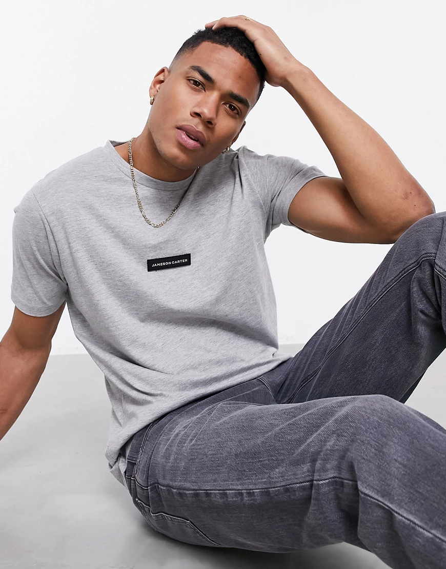 Jameson Carter – T-Shirt mit Flicken in mattem Leder in Grau günstig online kaufen