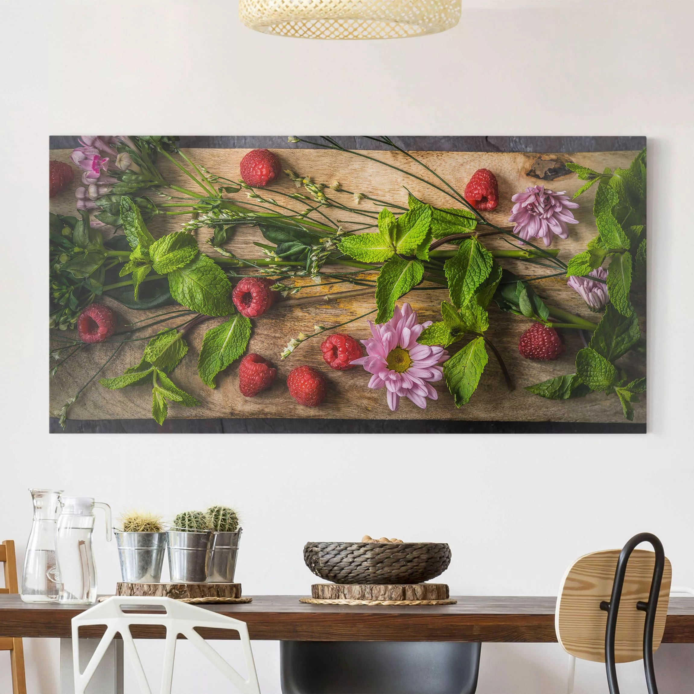 Leinwandbild Küche - Querformat Blumen Himbeeren Minze günstig online kaufen