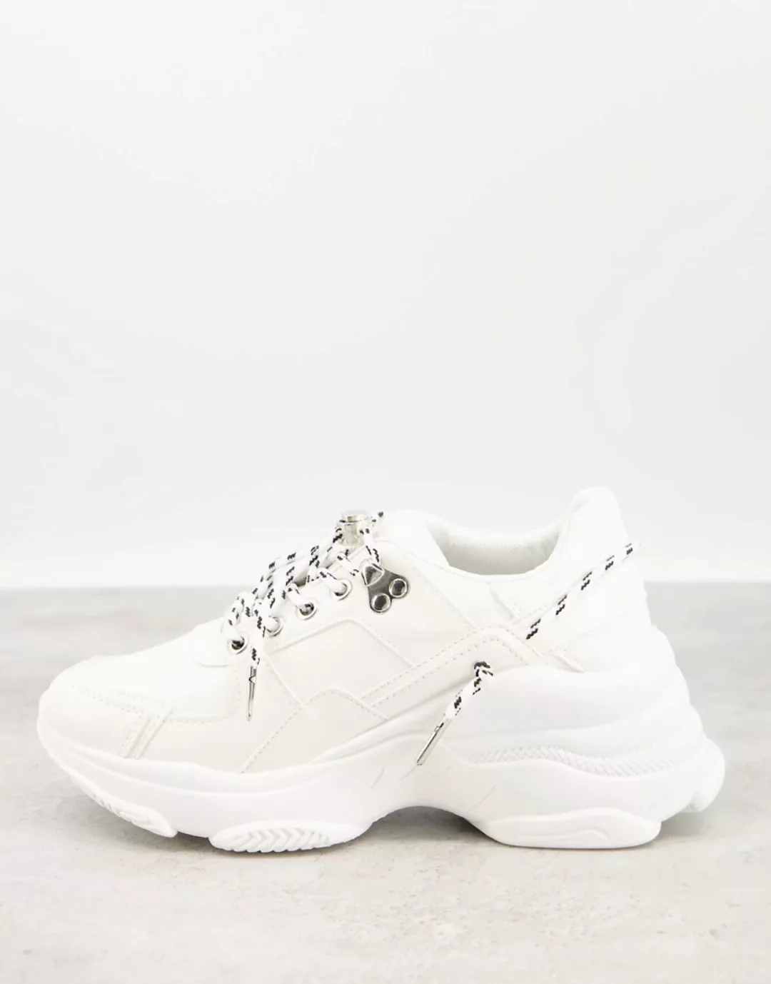 RAID – Ibiza – Sneaker mit dicker Sohle in Weiß günstig online kaufen