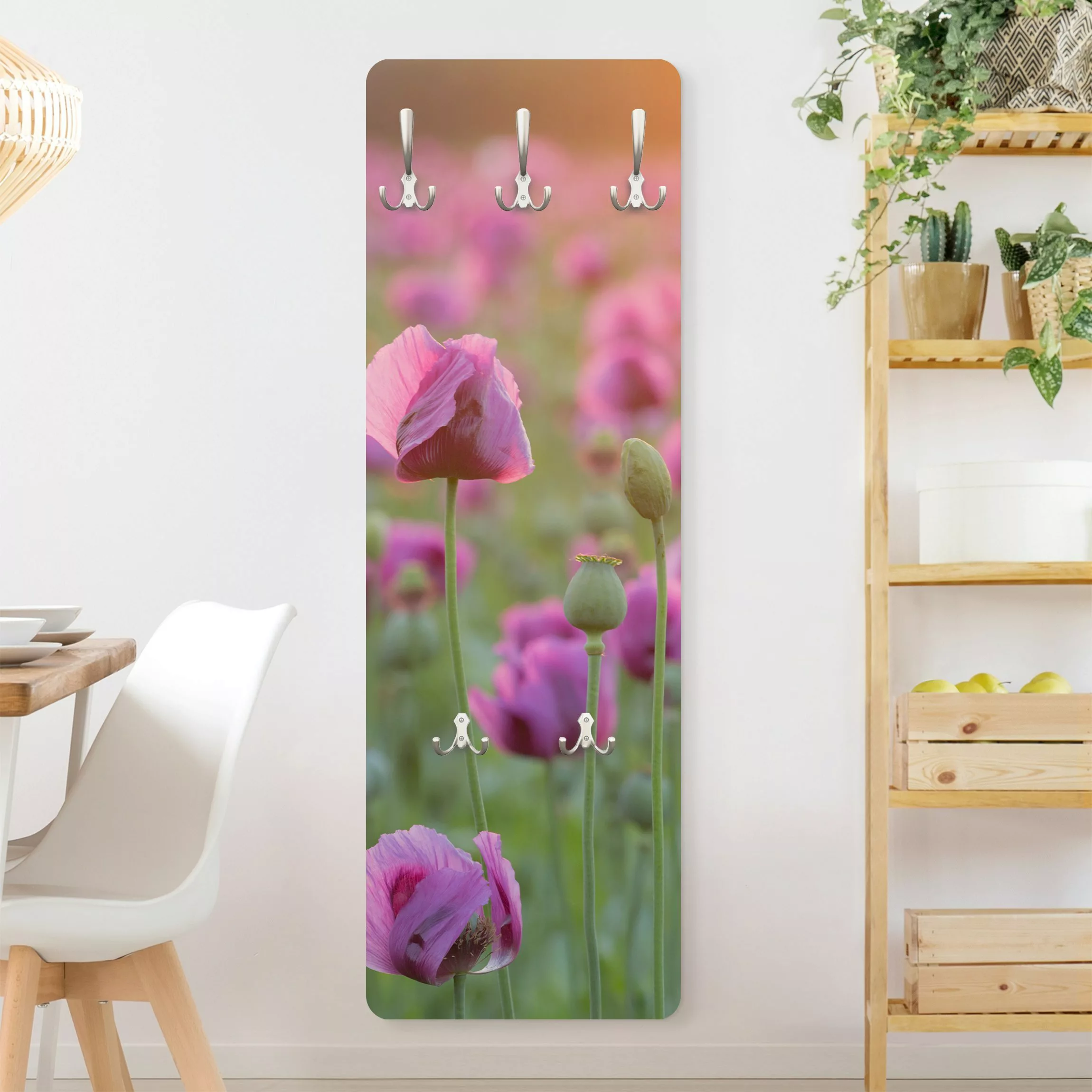 Wandgarderobe Holzpaneel Blumen Violette Schlafmohn Blumenwiese im Frühling günstig online kaufen