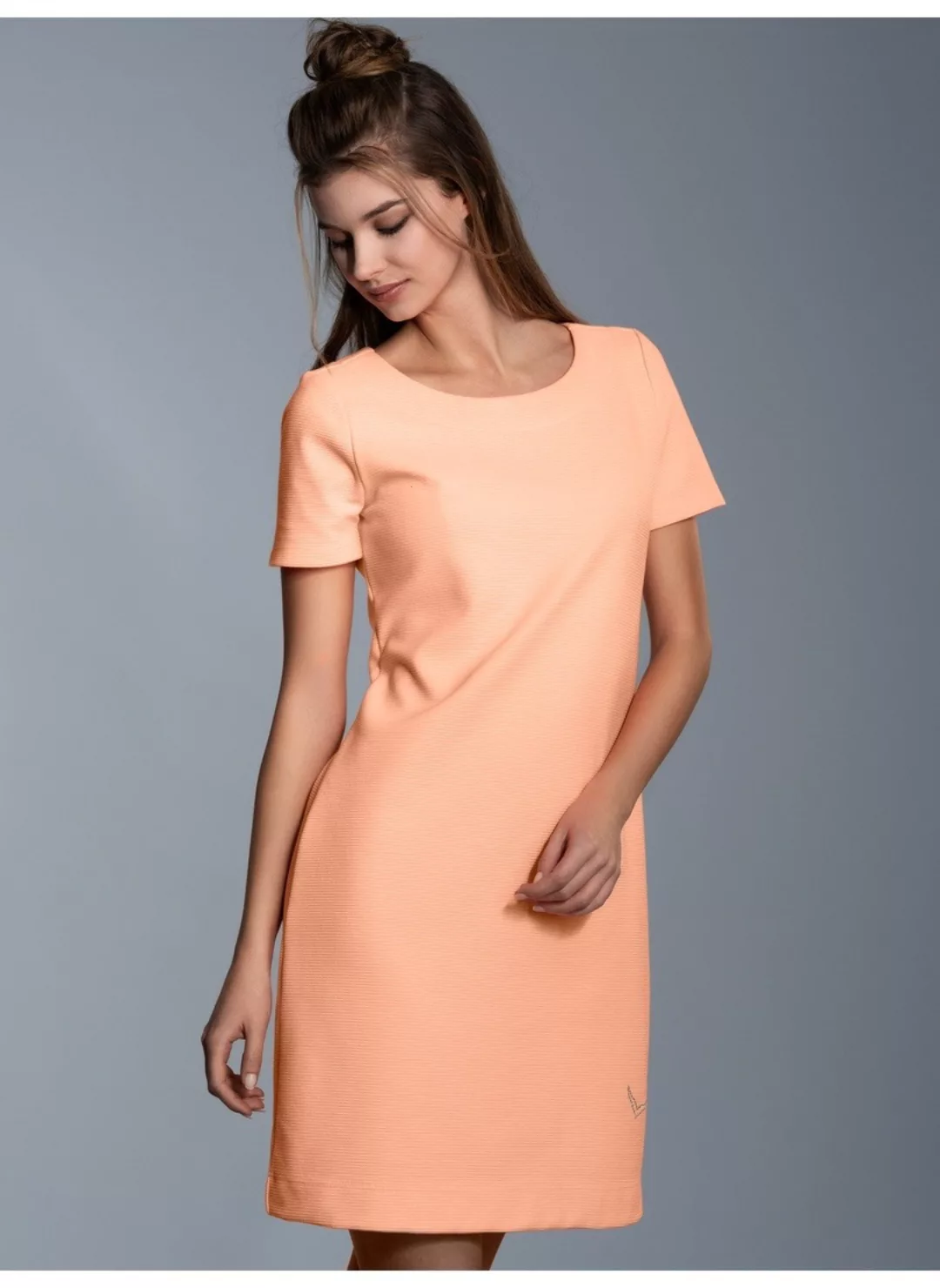 Trigema Jerseykleid "TRIGEMA Halbarm Kleid mit Kristallsteinen", (1 tlg.) günstig online kaufen