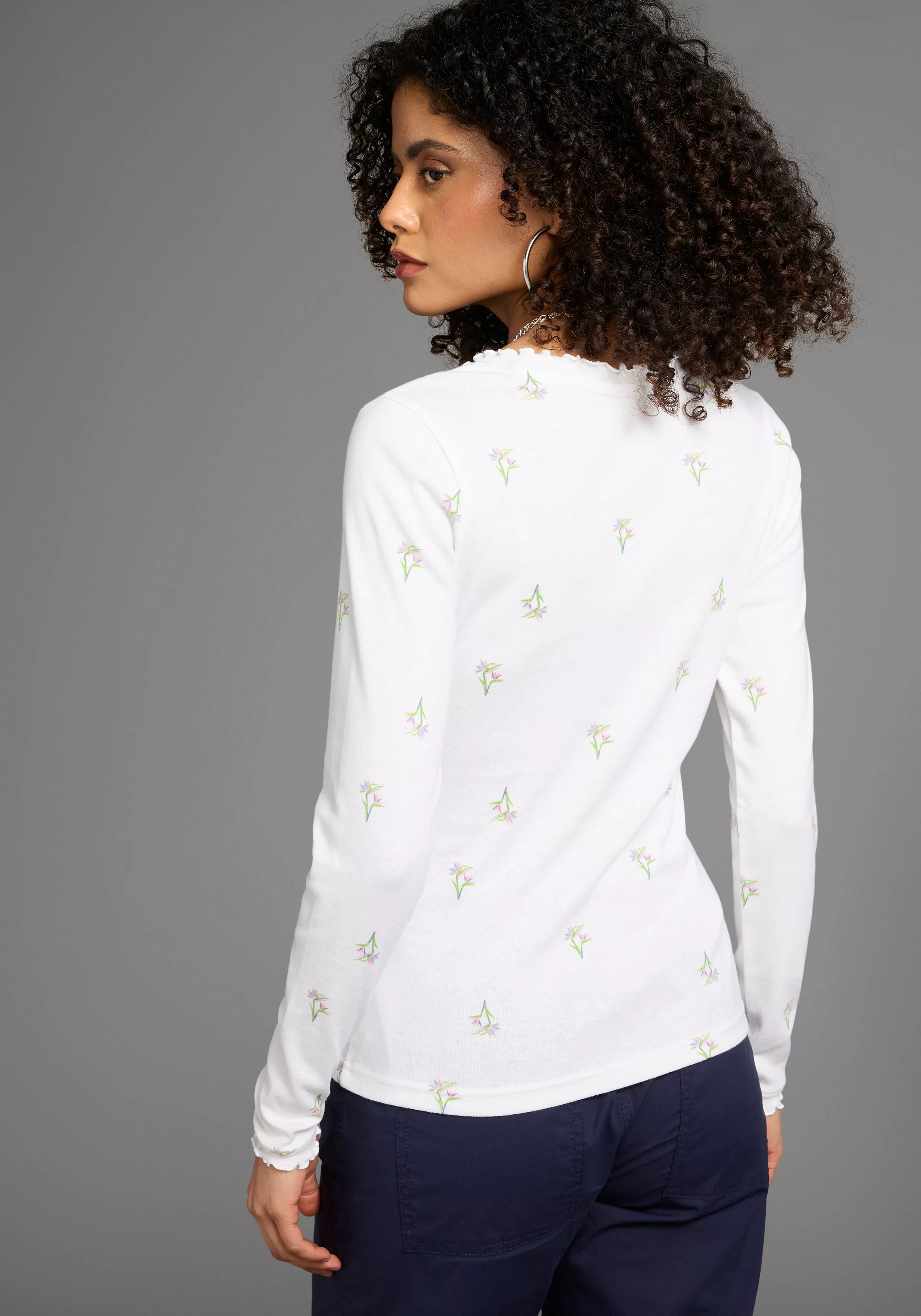 KangaROOS Langarmshirt, mit Blumendruck und Knopfleiste günstig online kaufen