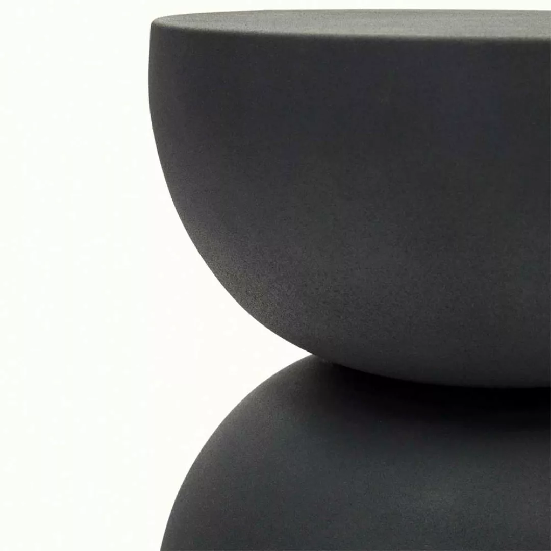 Moderner Beistelltisch schwarz aus Metall Skandi Design günstig online kaufen