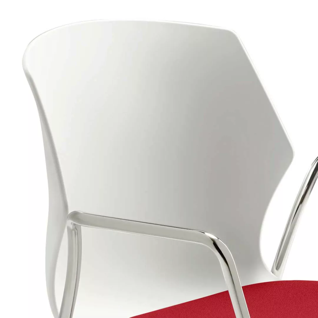 Stapelstuhl in Rot Weiß und Chromfarben Armlehnen günstig online kaufen