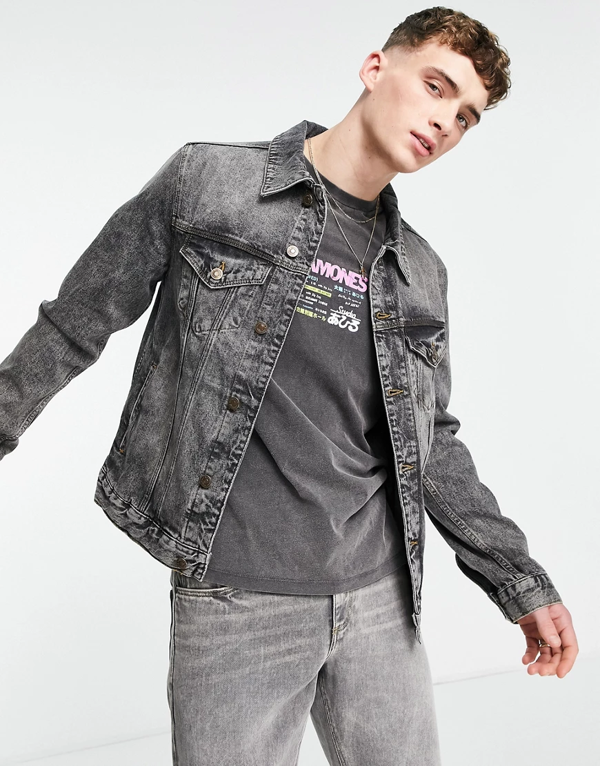 ASOS DESIGN – Klassische Jeansjacke in schwarzer Vintage-Waschung günstig online kaufen