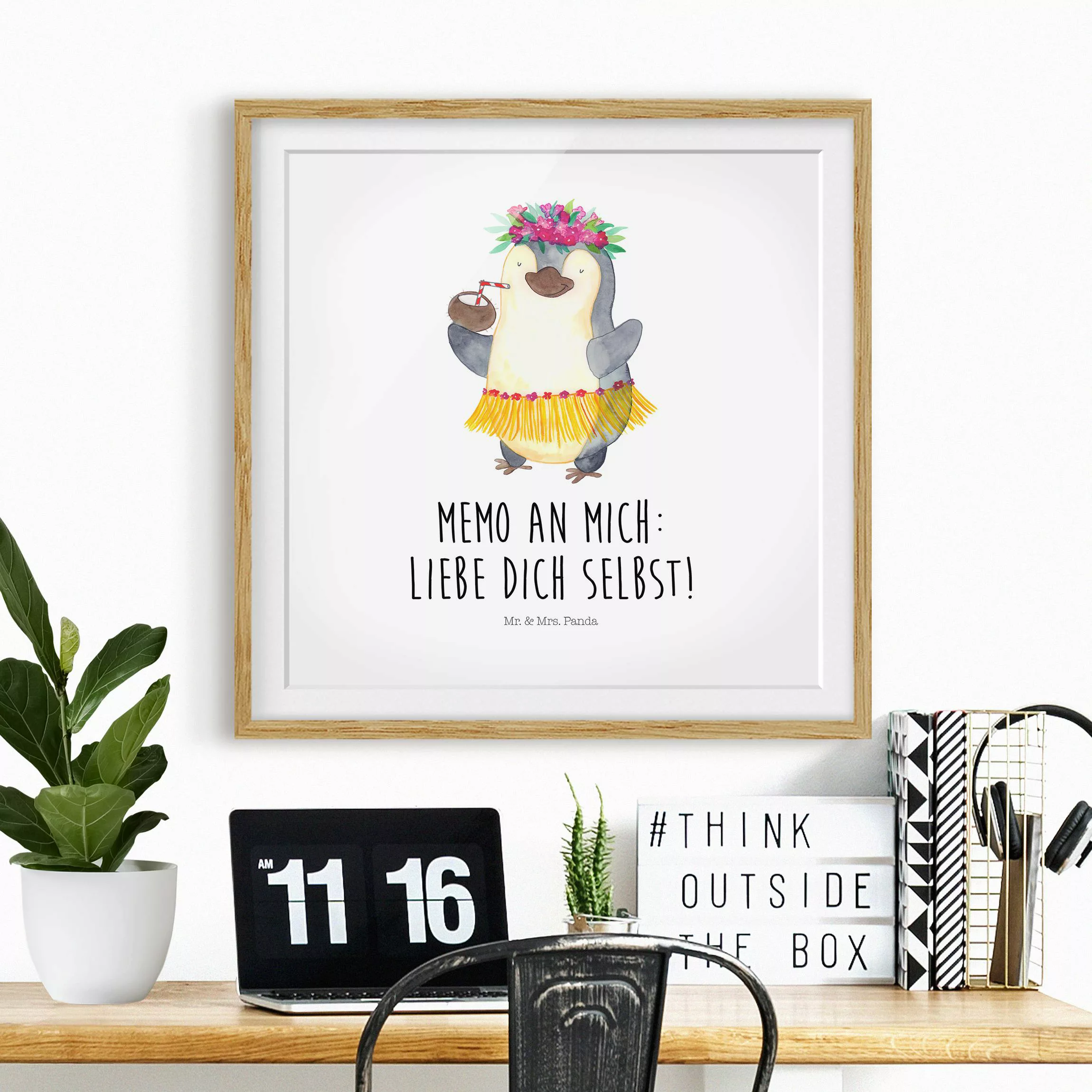 Bild mit Rahmen Mr. & Mrs. Panda - Pinguin - Liebe Dich selbst günstig online kaufen
