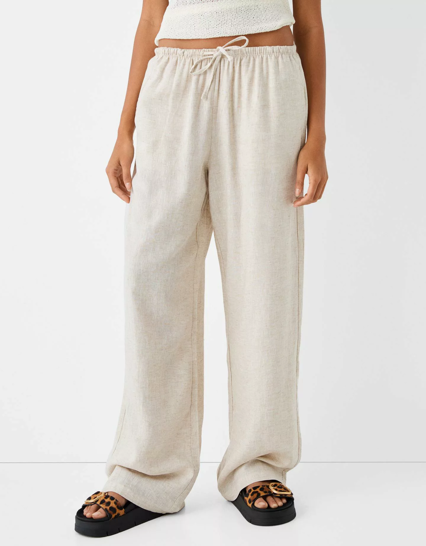 Bershka Straight-Fit-Hose Mit Leinen Und Stretchbund Damen L Rohweiß günstig online kaufen