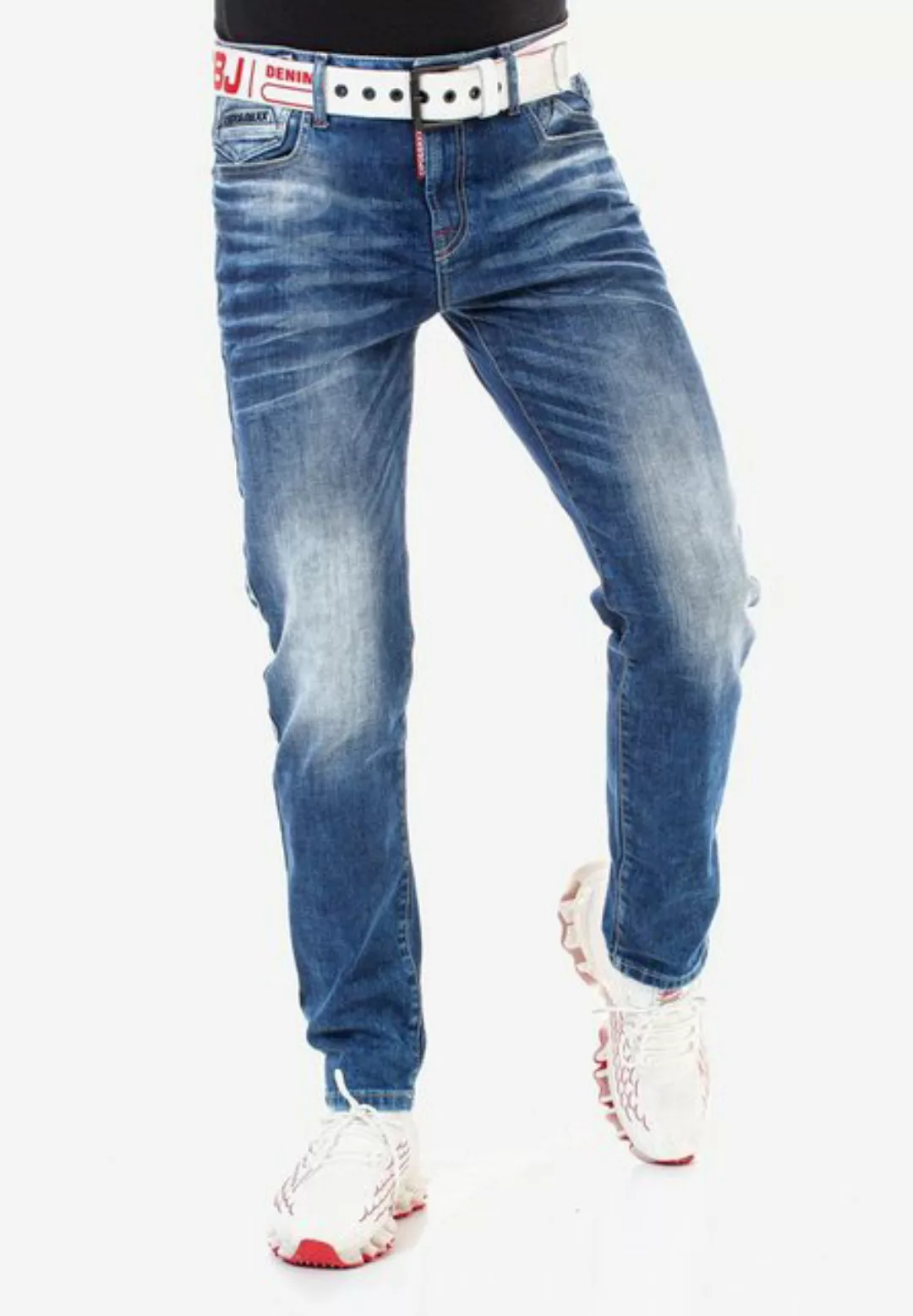 Cipo & Baxx Slim-fit-Jeans mit tollen Stickereien günstig online kaufen